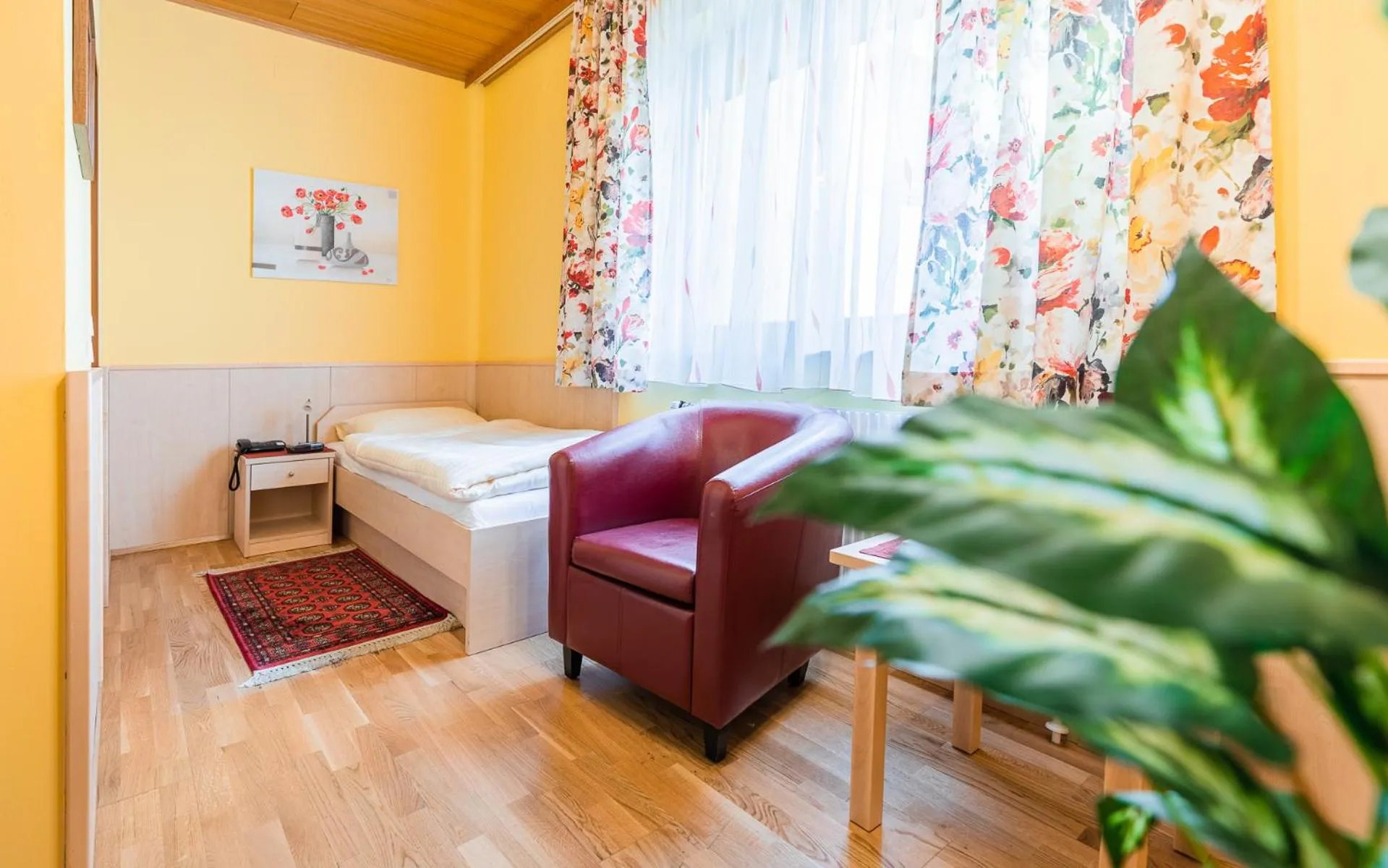 Bed in Hotel garni Steinfeld