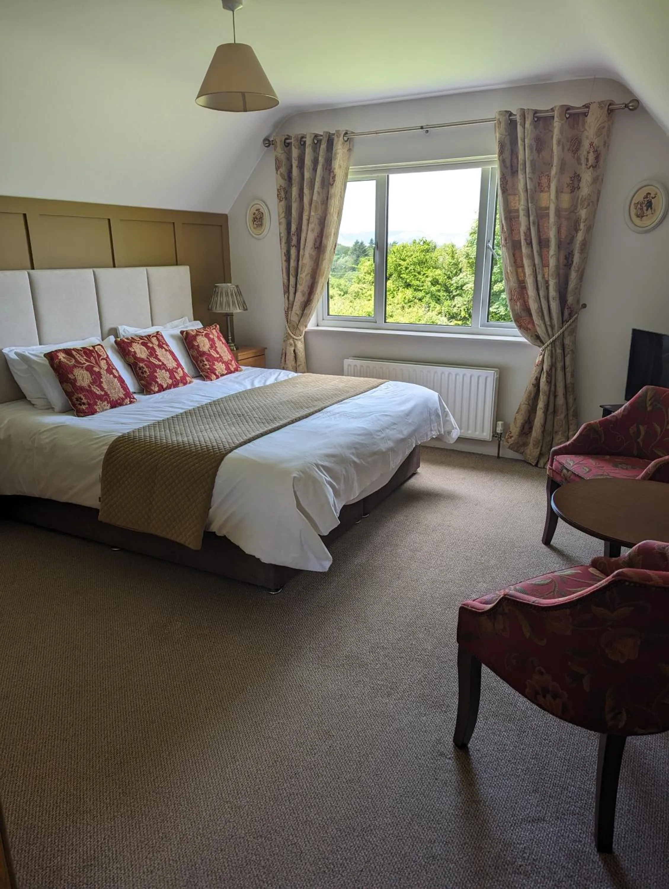 Bed in Nymphsfield House