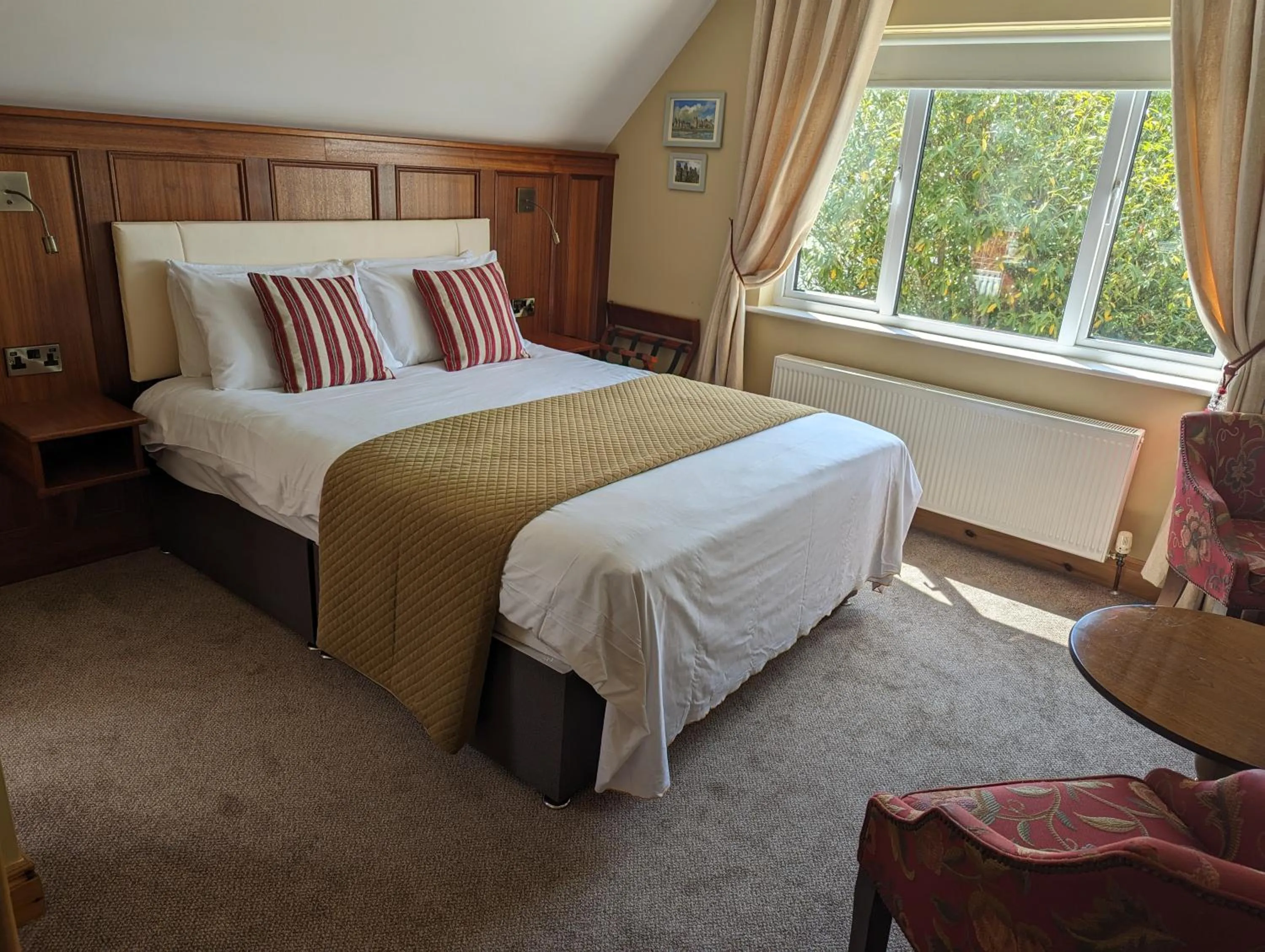 Bed in Nymphsfield House