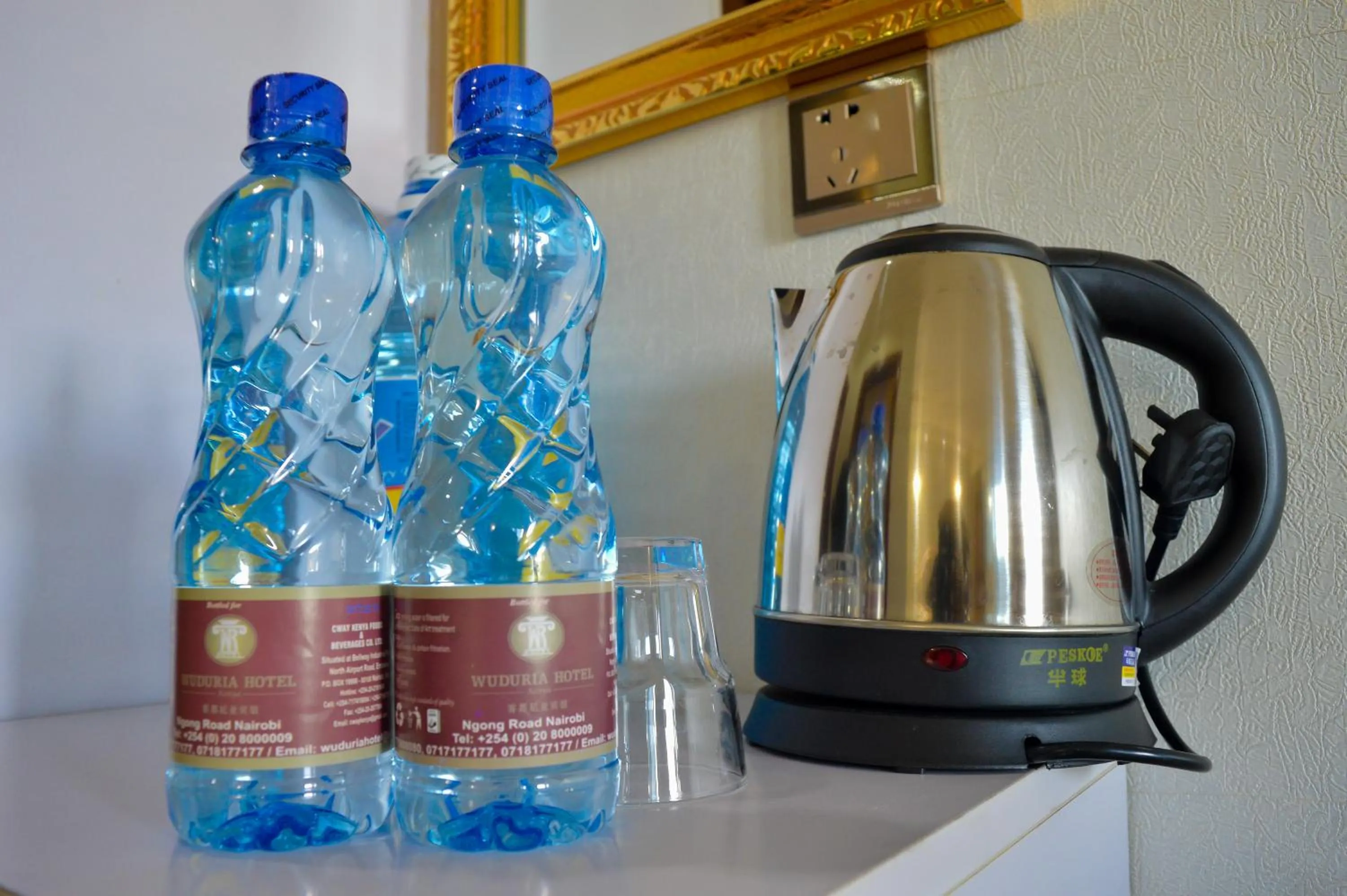Coffee/tea facilities in Wuduria Hotel