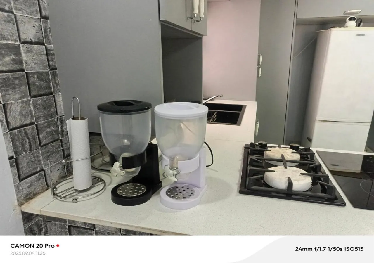Coffee/tea facilities in Raneziah Guesthouse