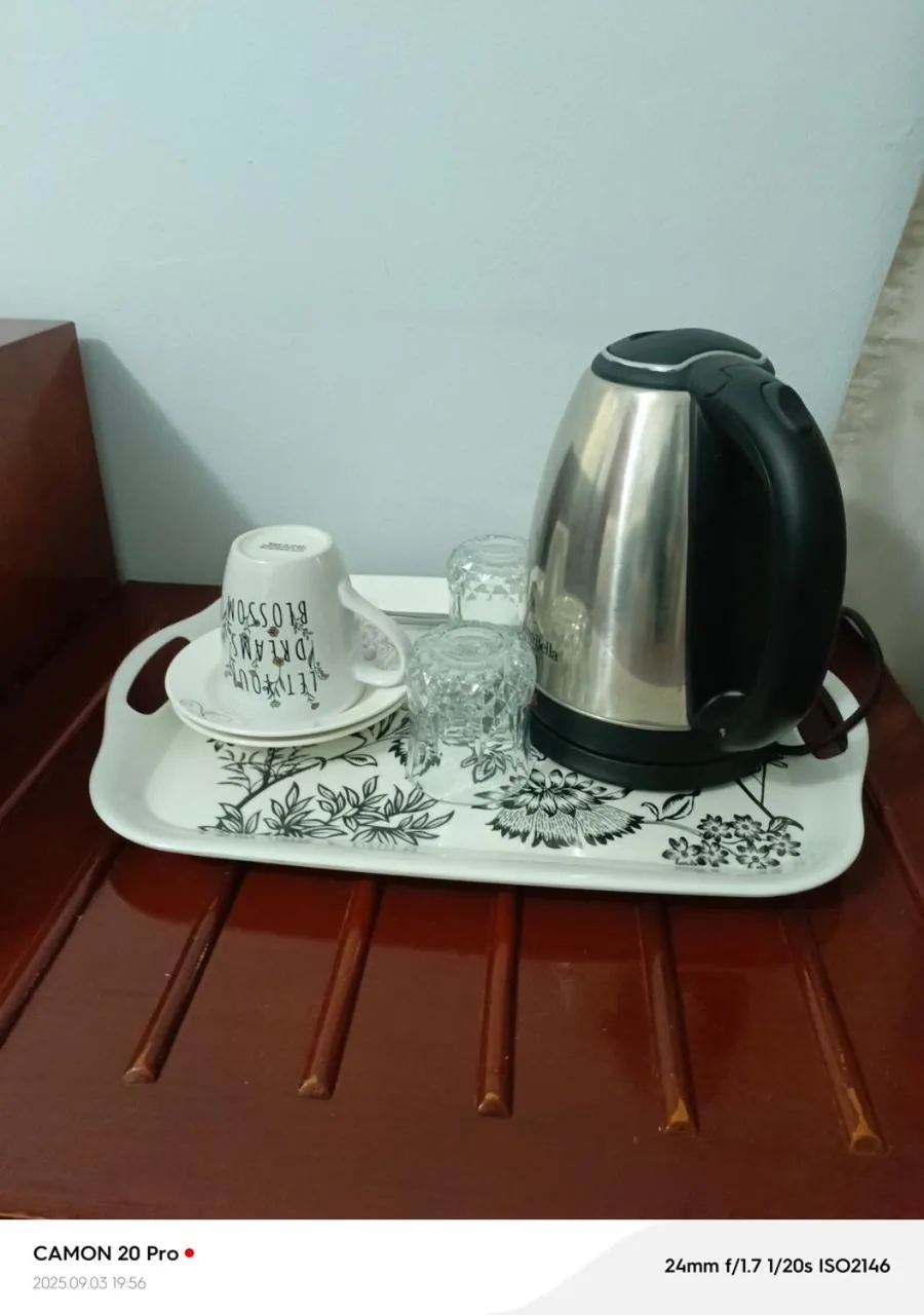 Coffee/tea facilities in Raneziah Guesthouse