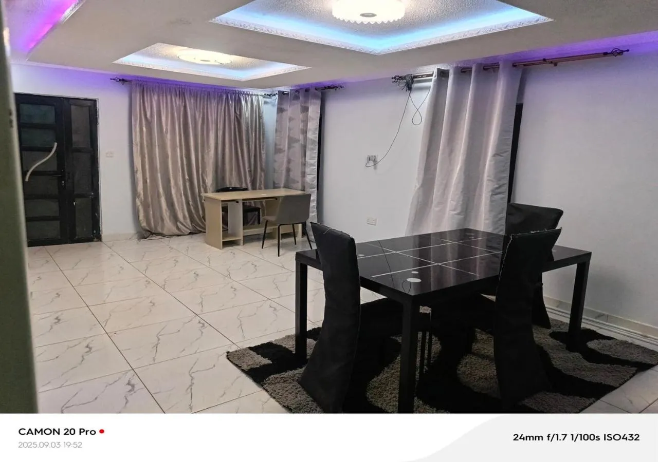 Dining area in Raneziah Guesthouse