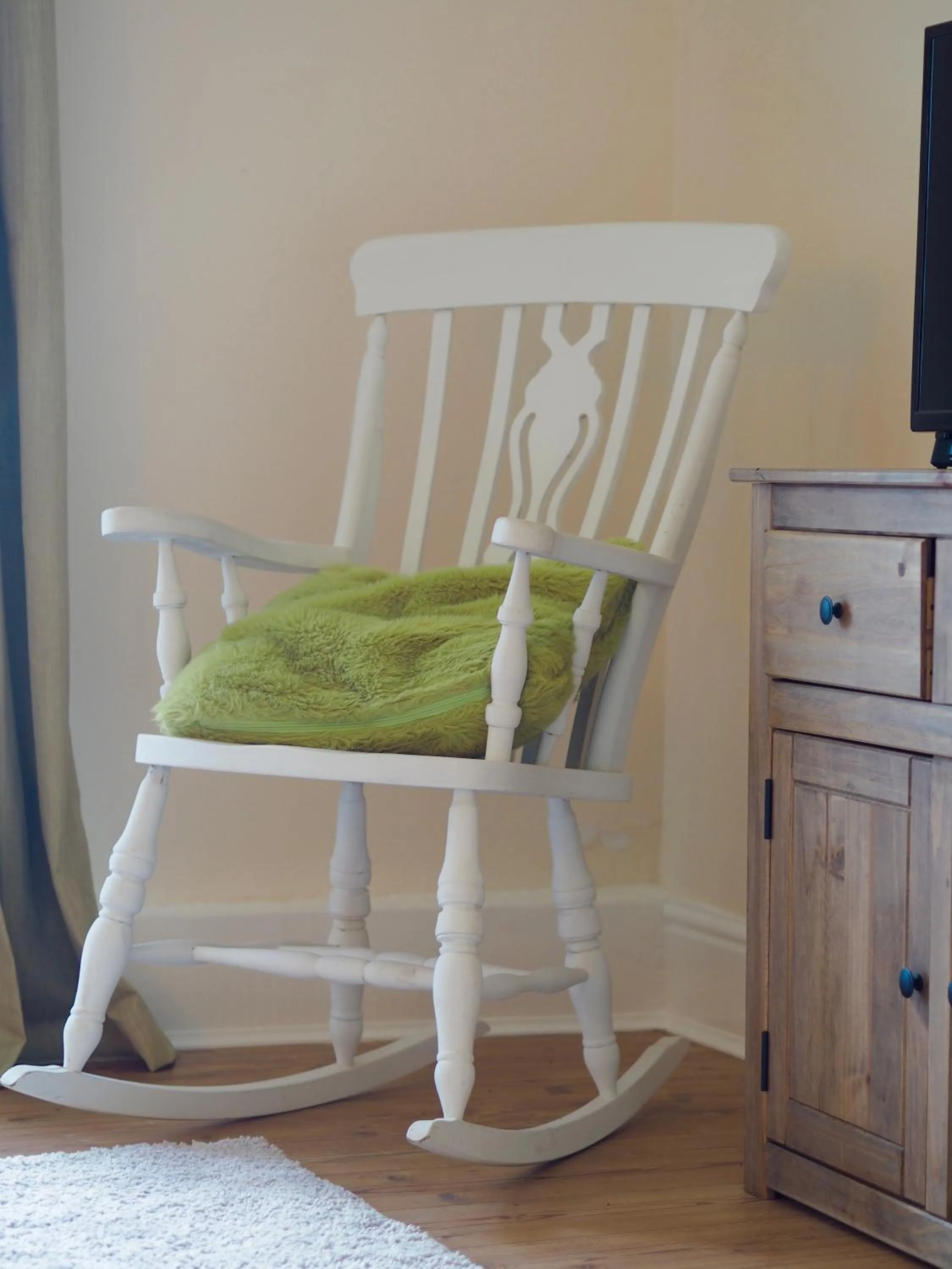 Bed in The Grainary Cottages