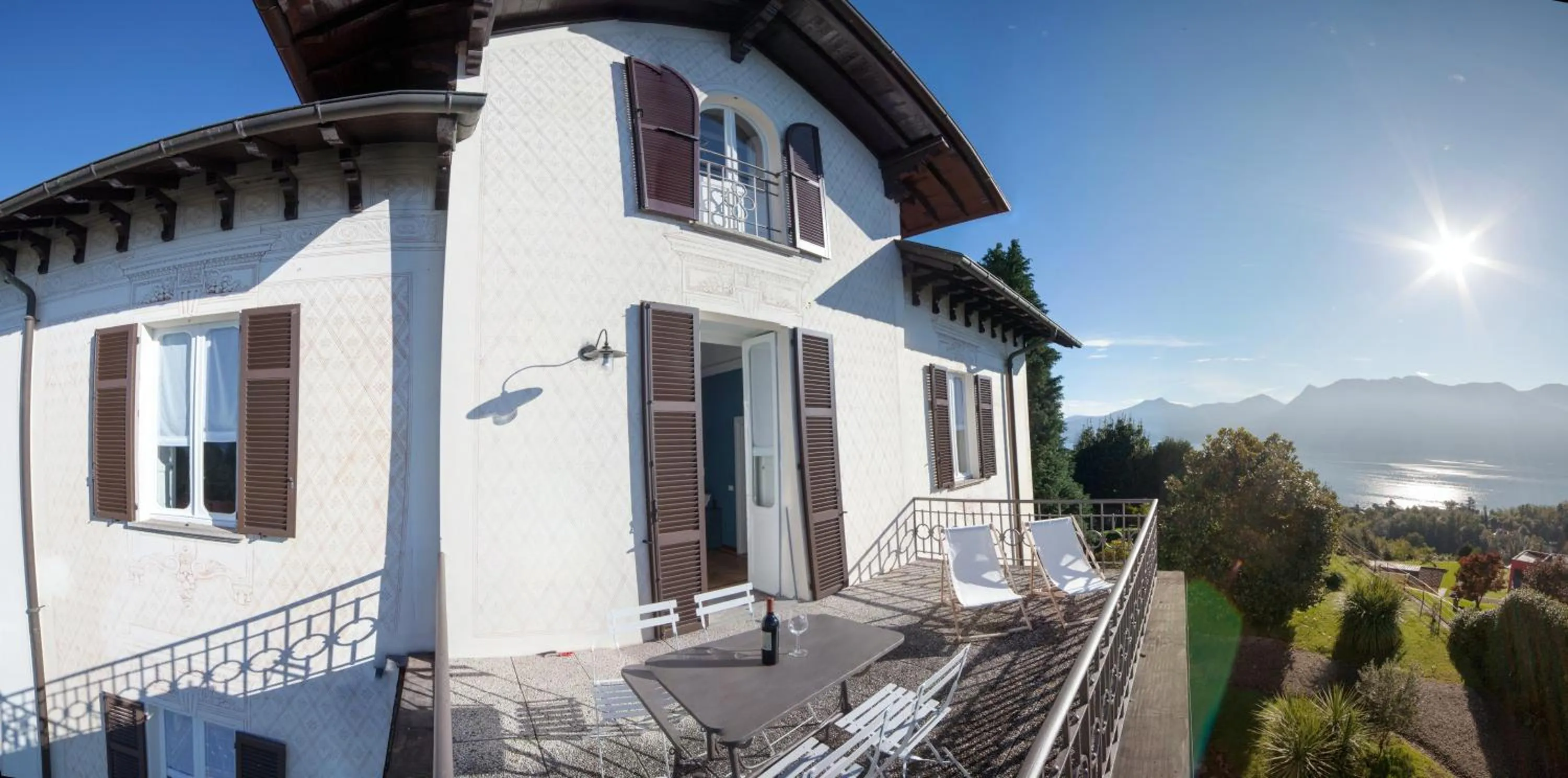 Property building in Venegoni Maison De Charme