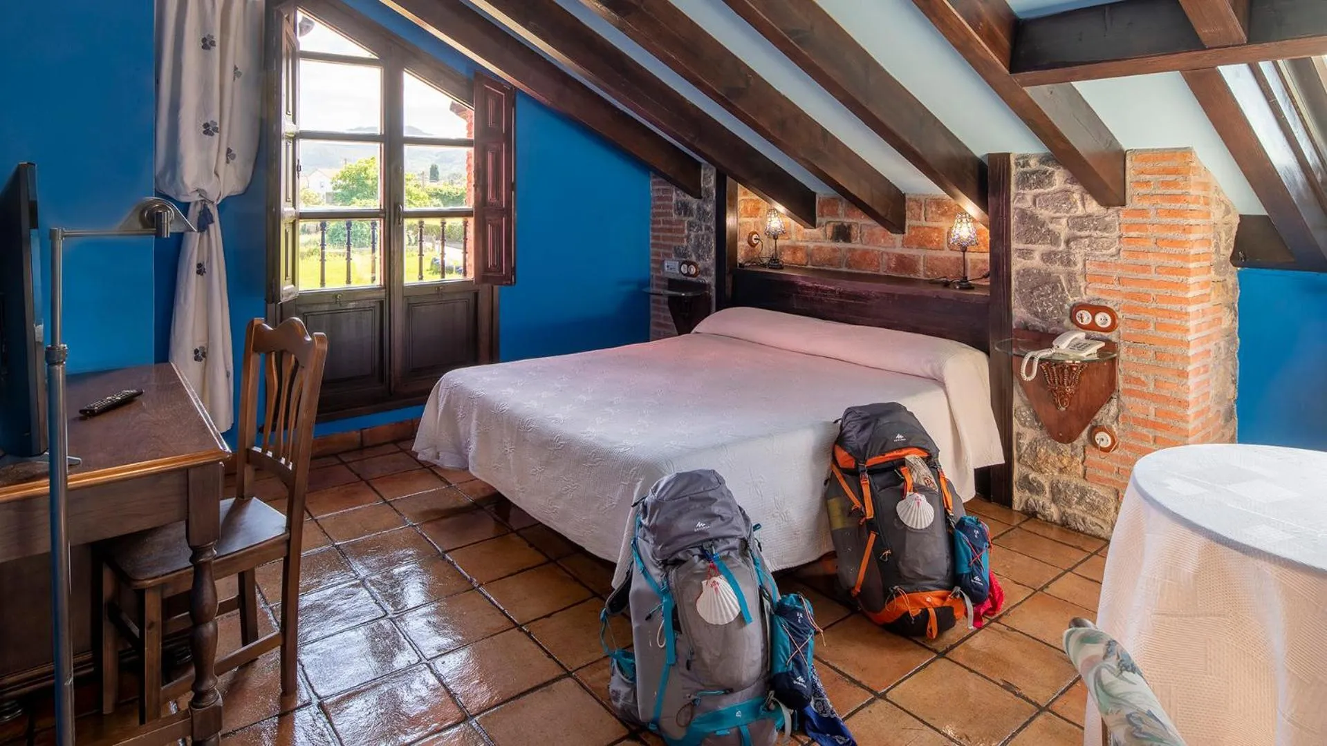 Bed in Globales Playa de Las Llanas