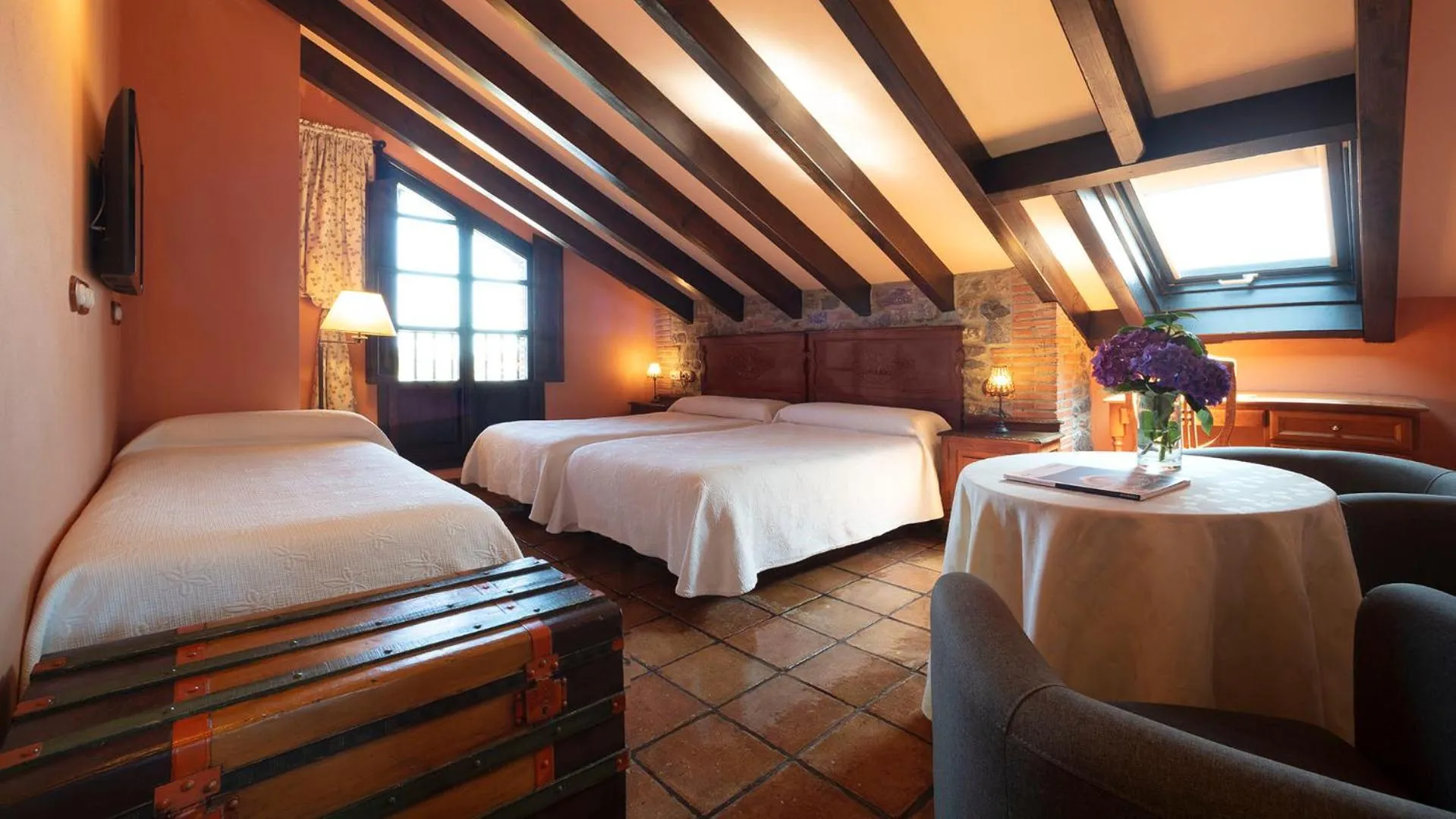 Bed in Globales Playa de Las Llanas