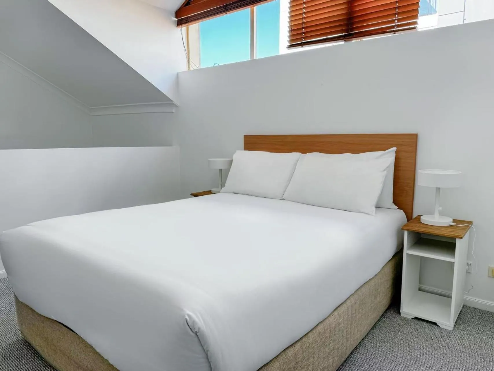 Bed in Bridgewater Rivercity