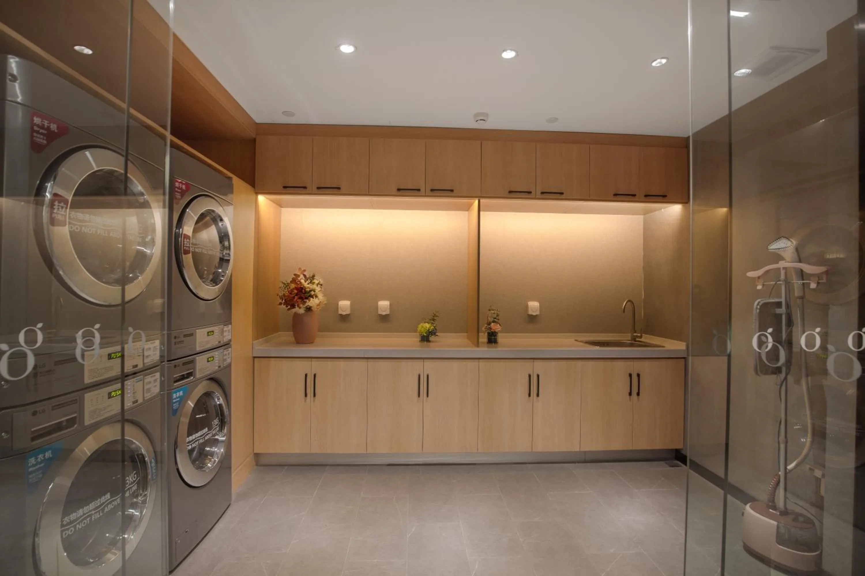 washing machine in Orange Beijing Yansha Landmark Hotel