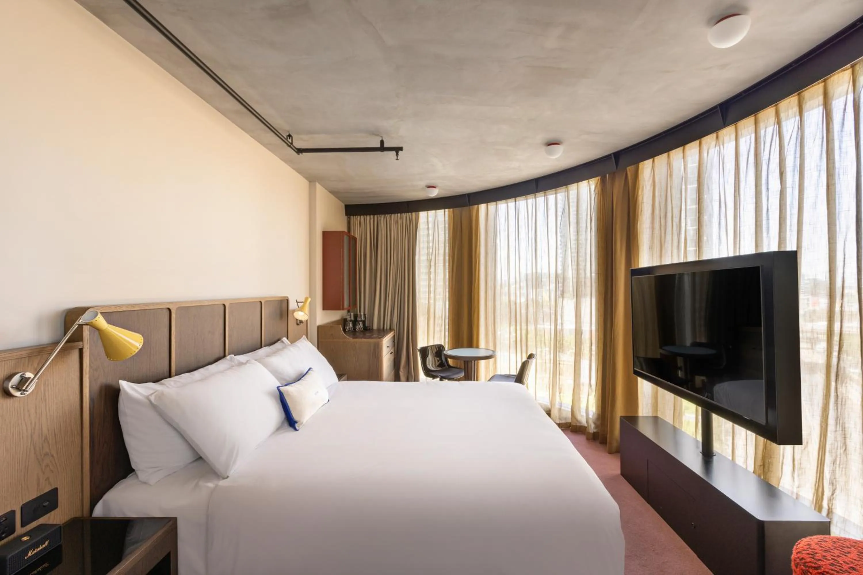 Bed in Hannah St Hotel Melbourne