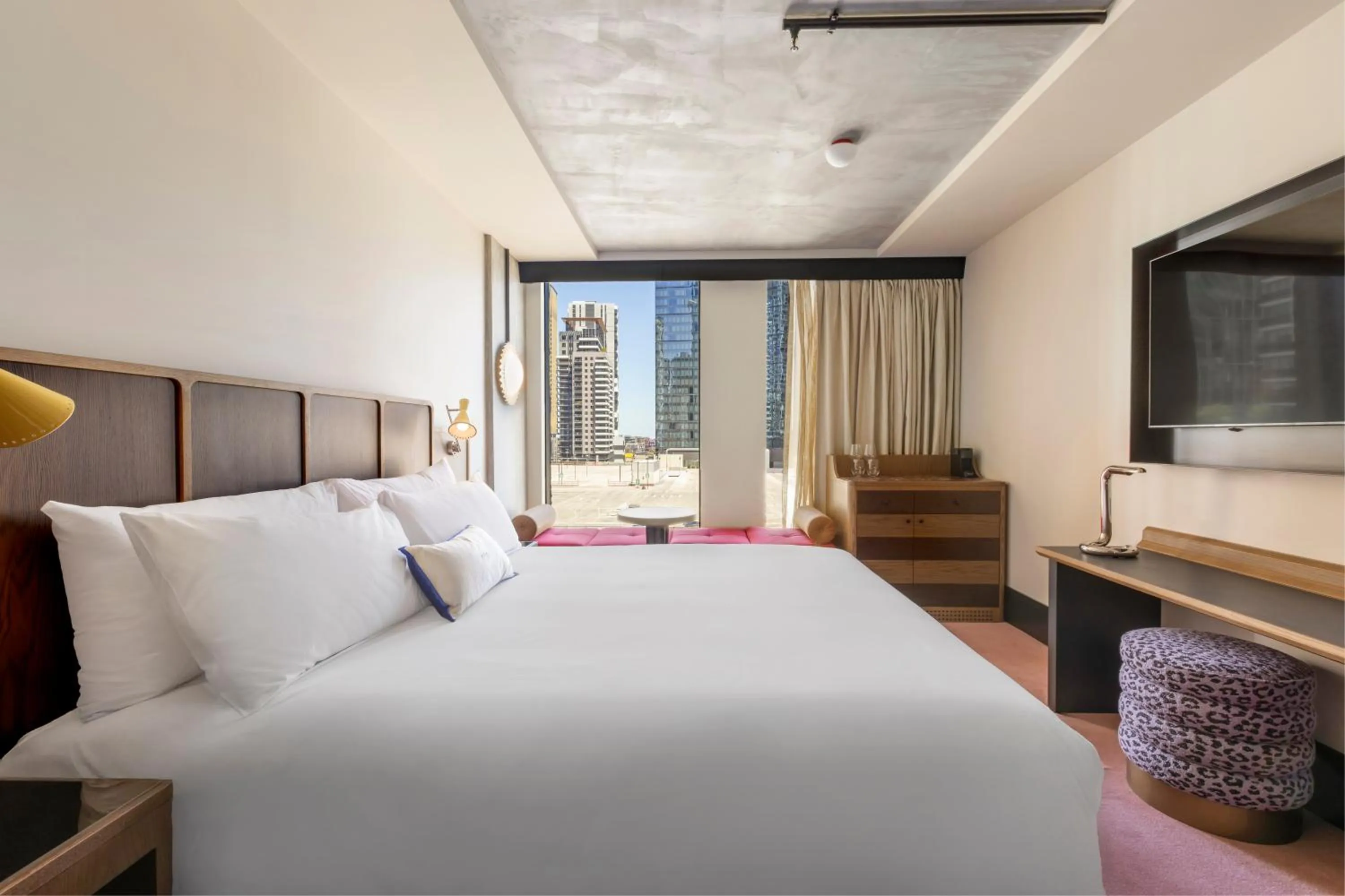 Bed in Hannah St Hotel Melbourne