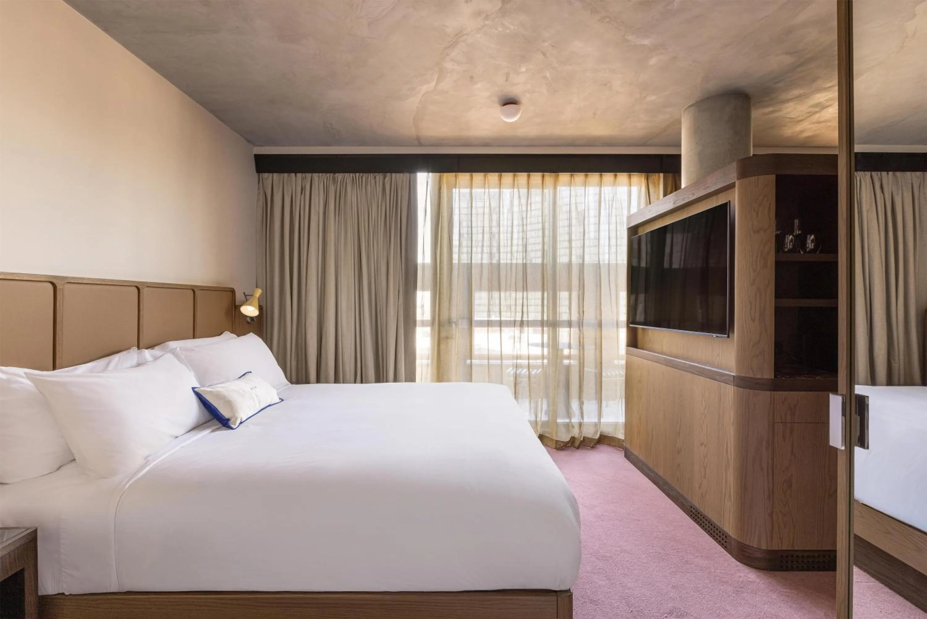 Bedroom, Bed in Hannah St Hotel Melbourne