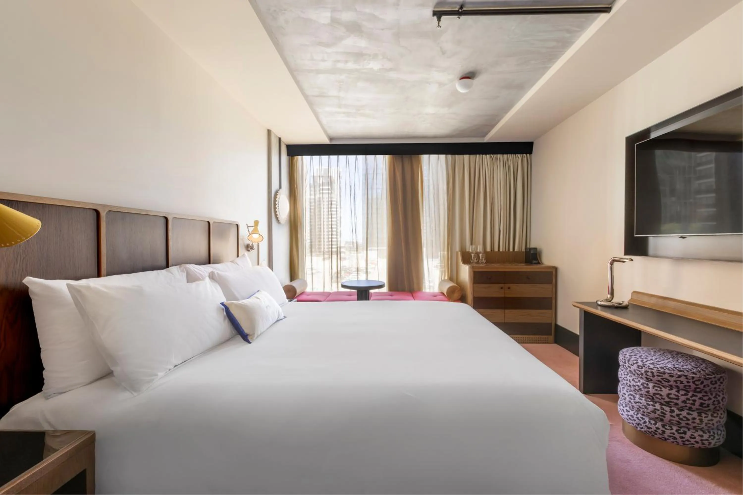 Bed in Hannah St Hotel Melbourne