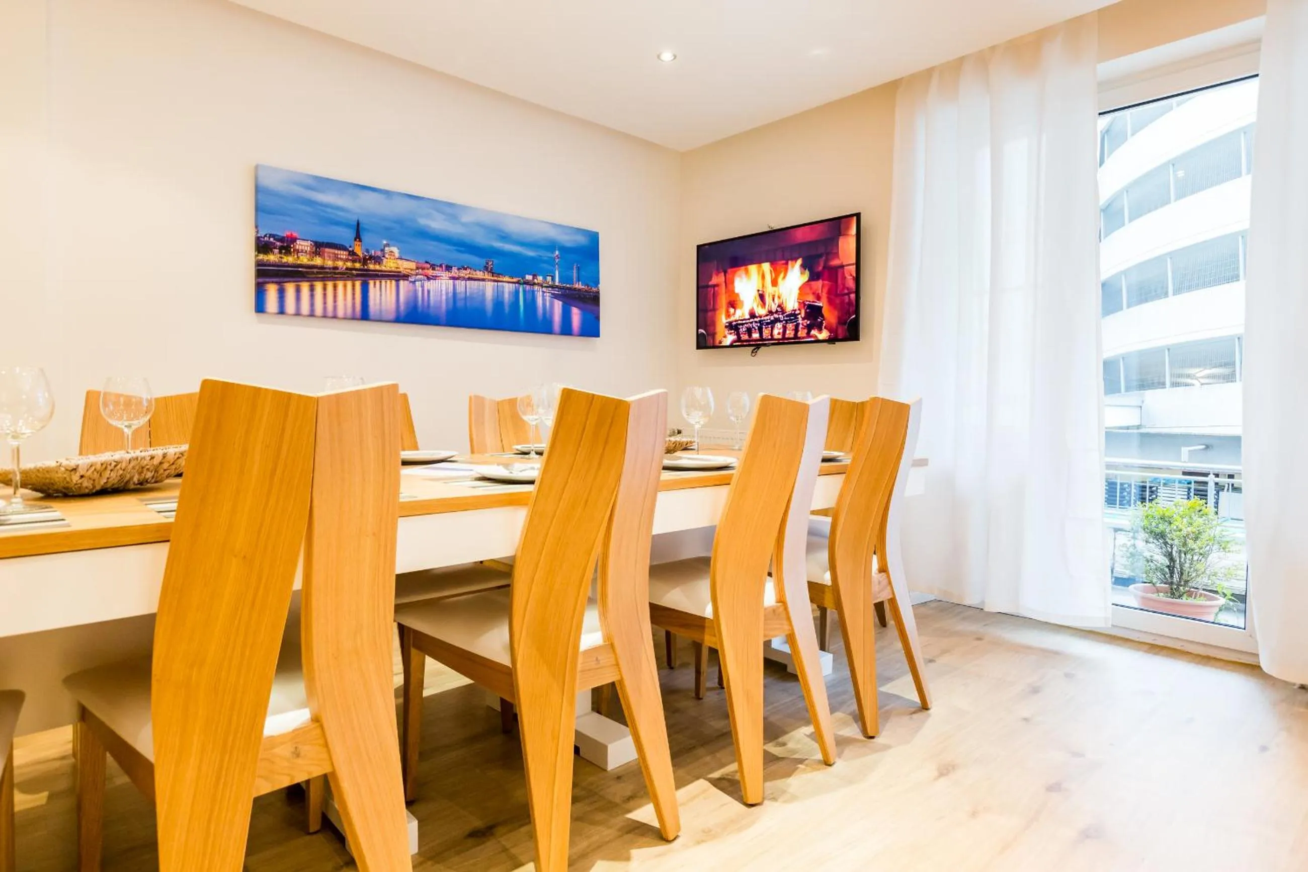 TV and multimedia in Centerapartments Tonhallenstraße