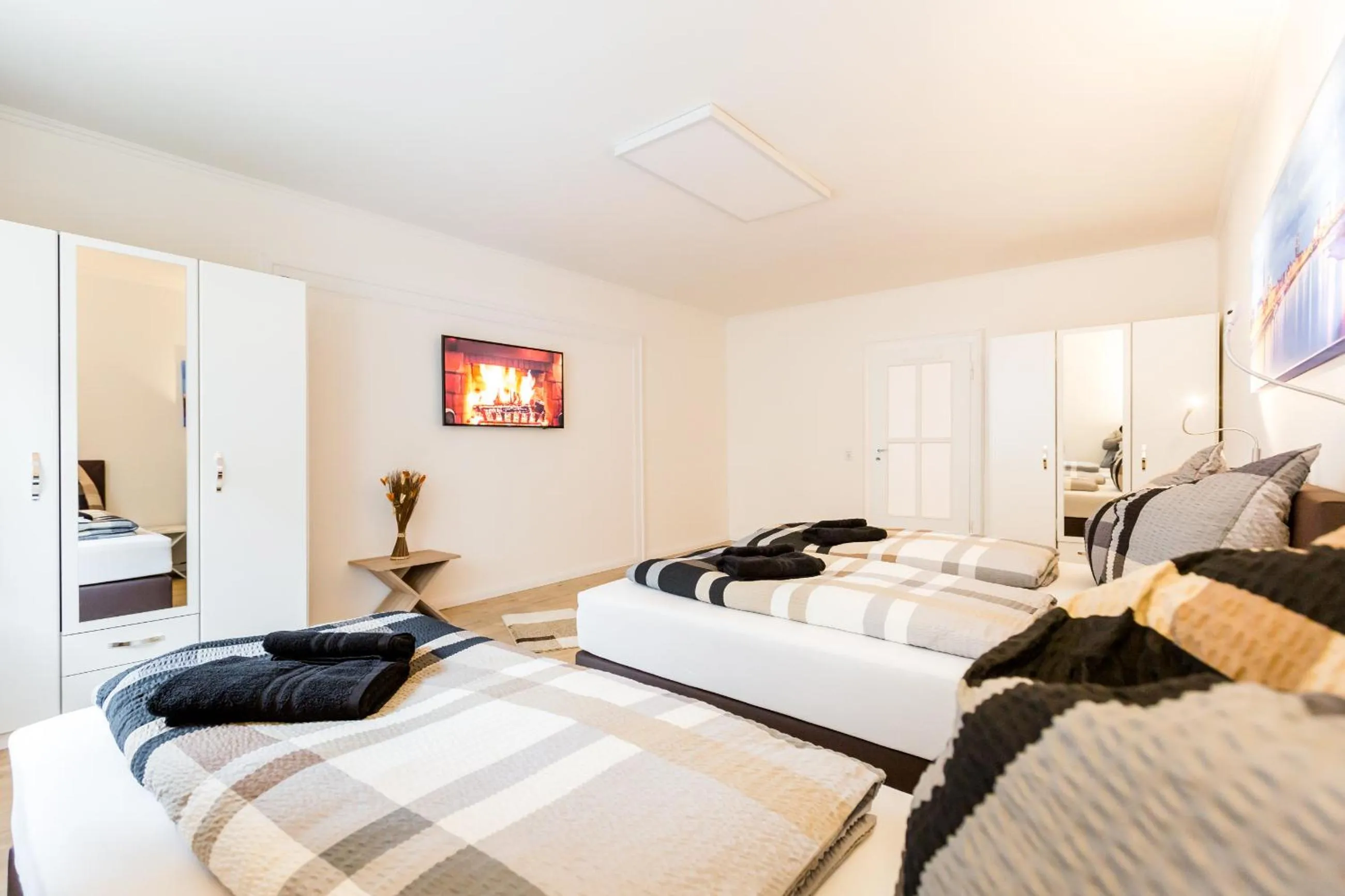 Bedroom, Bed in Centerapartments Tonhallenstraße