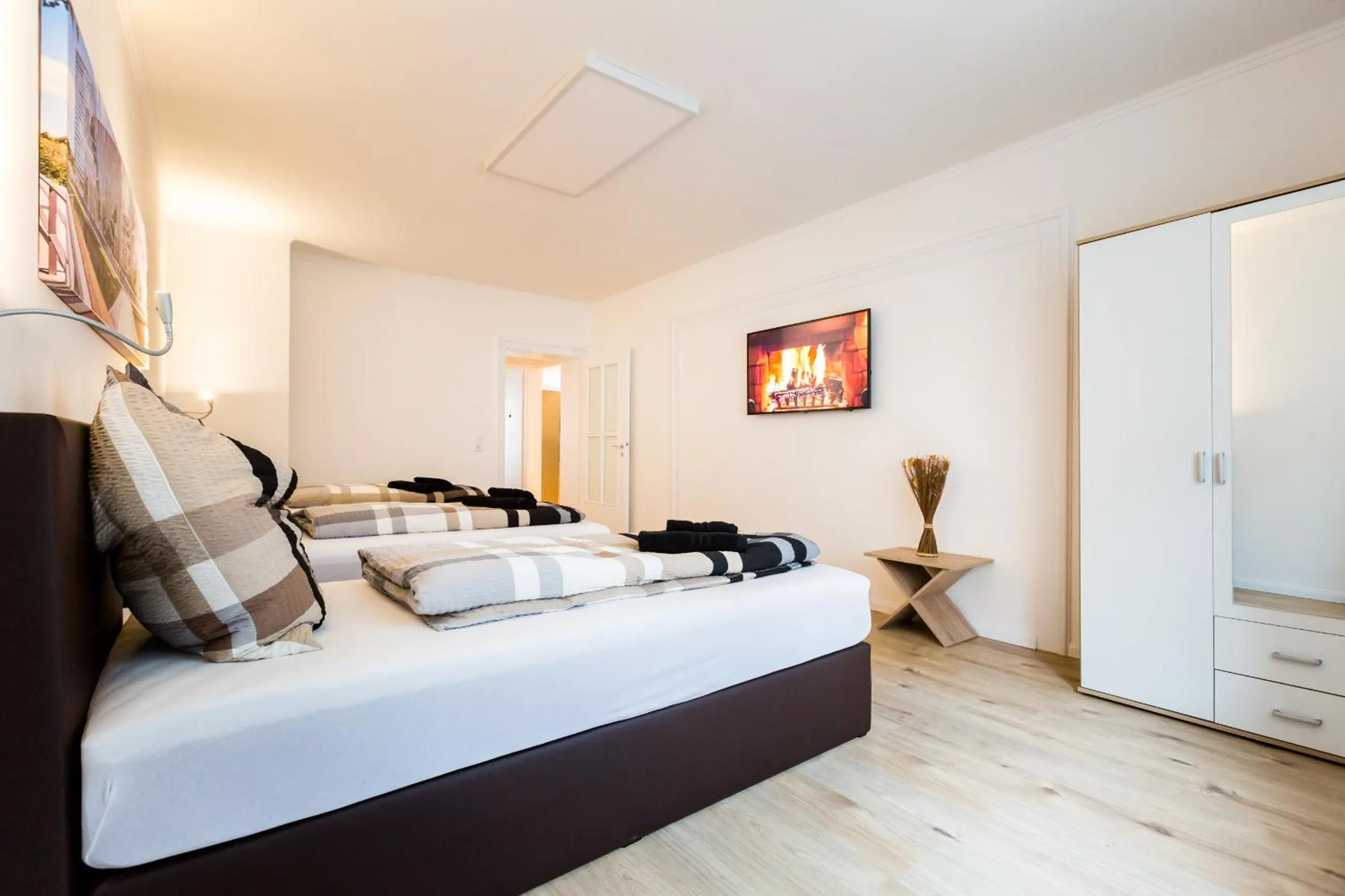 Bedroom, Bed in Centerapartments Tonhallenstraße