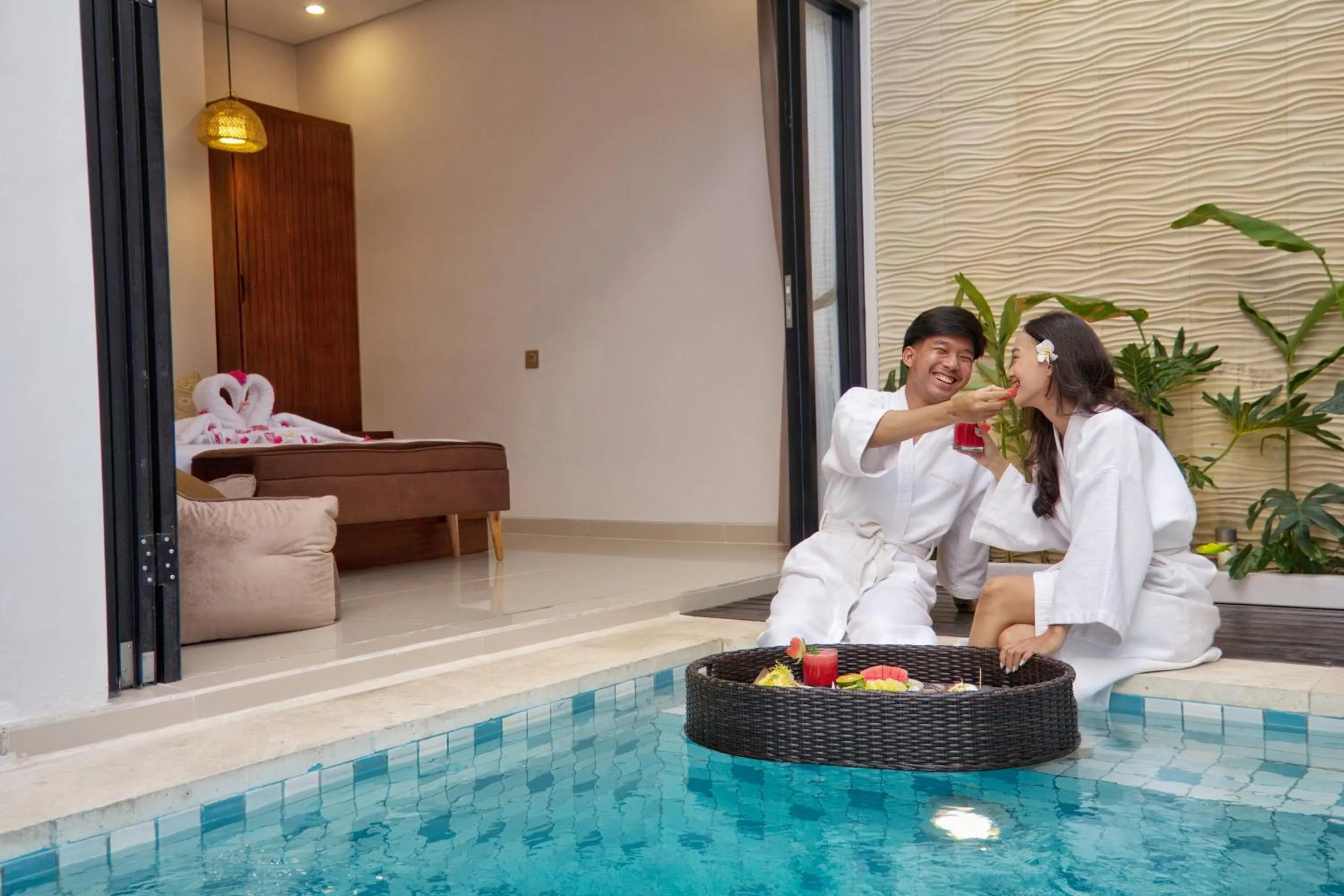Swimming pool in Maithala Villa & Living