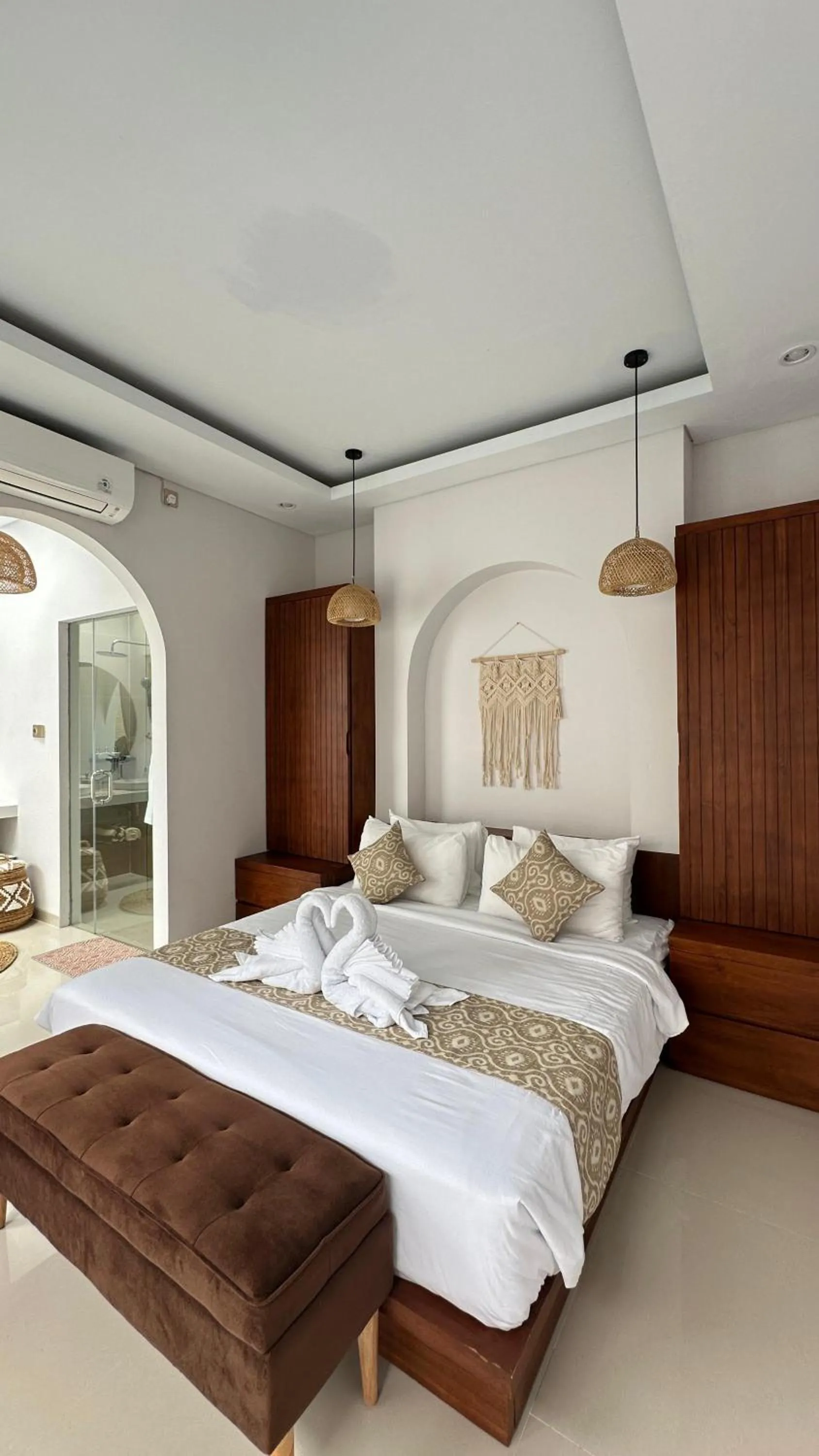 Bedroom, Bed in Maithala Villa & Living