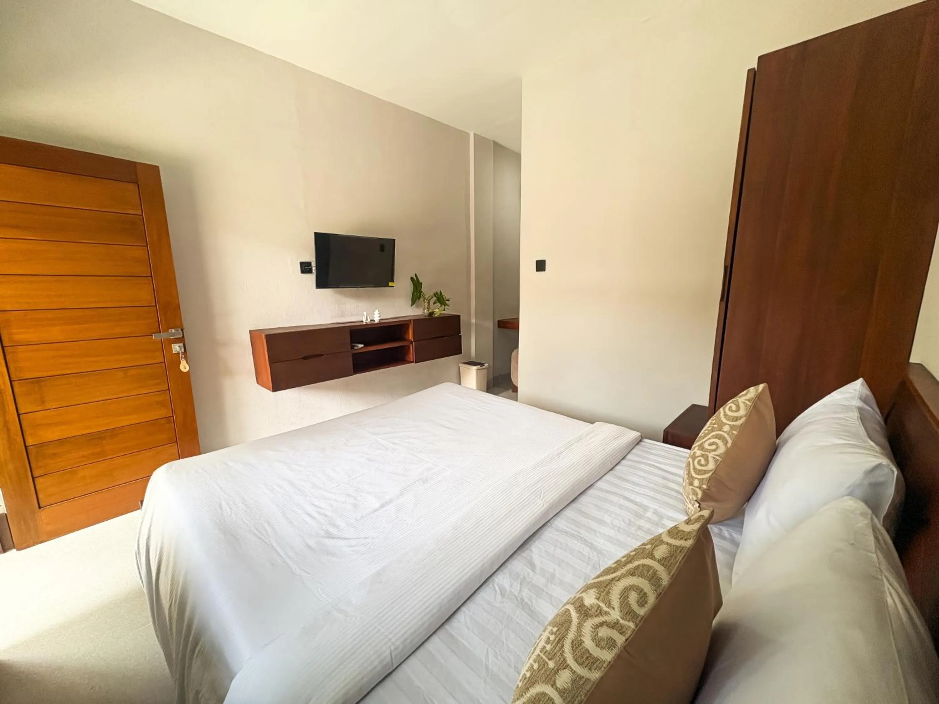 Bedroom, Bed in Maithala Villa & Living