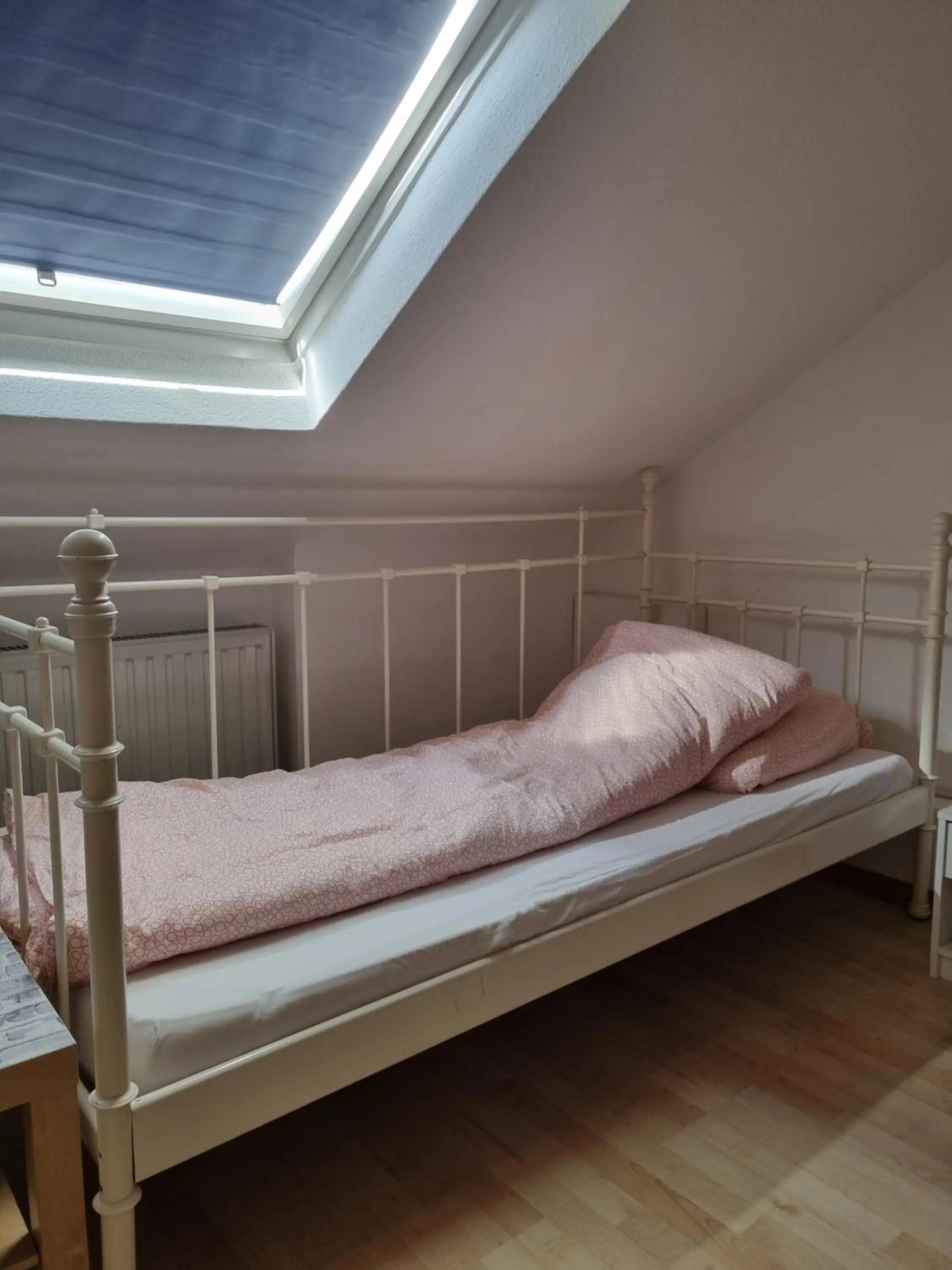 Bed in Famile Hotel Kameleon