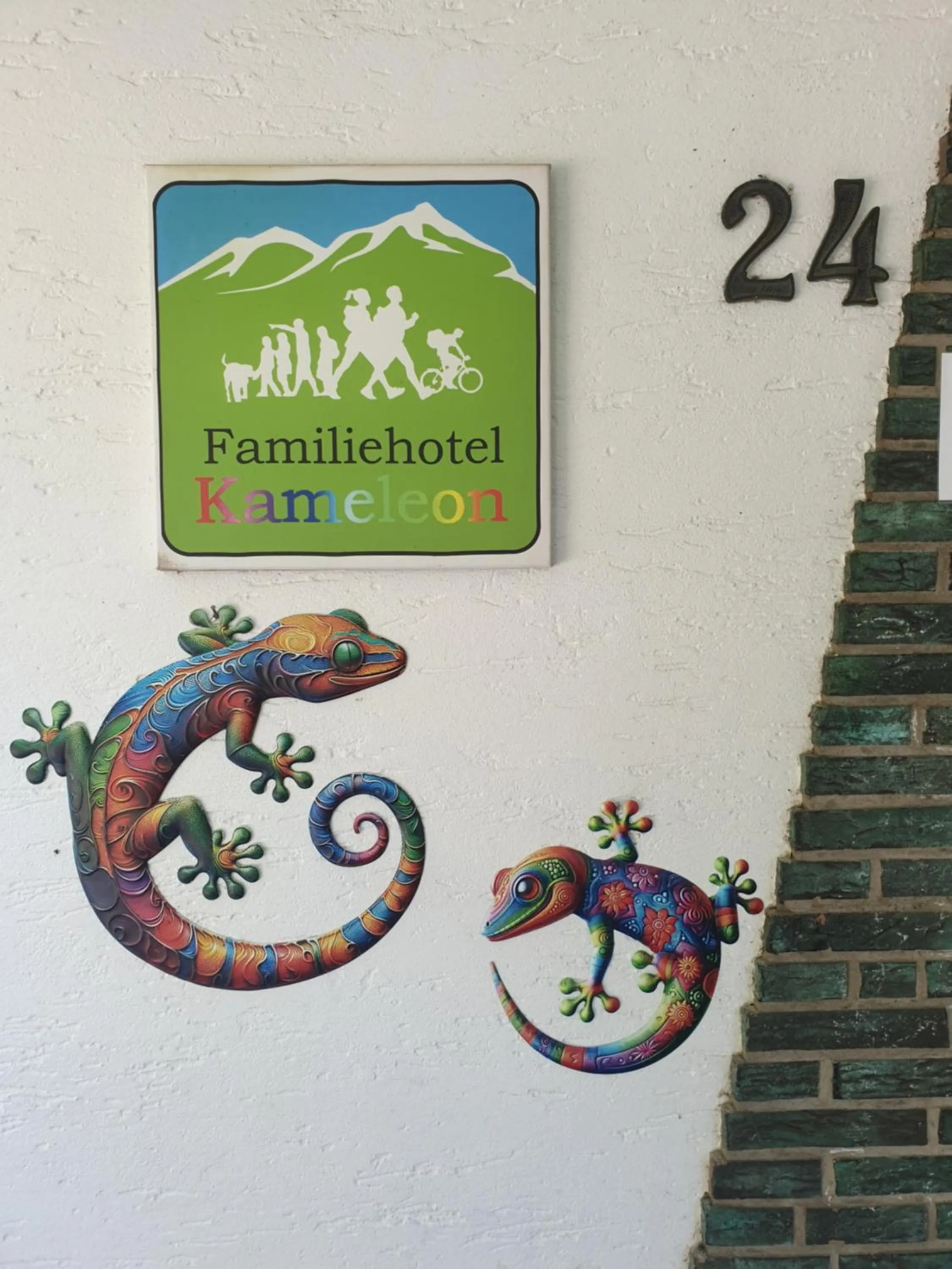 Property logo or sign in Famile Hotel Kameleon