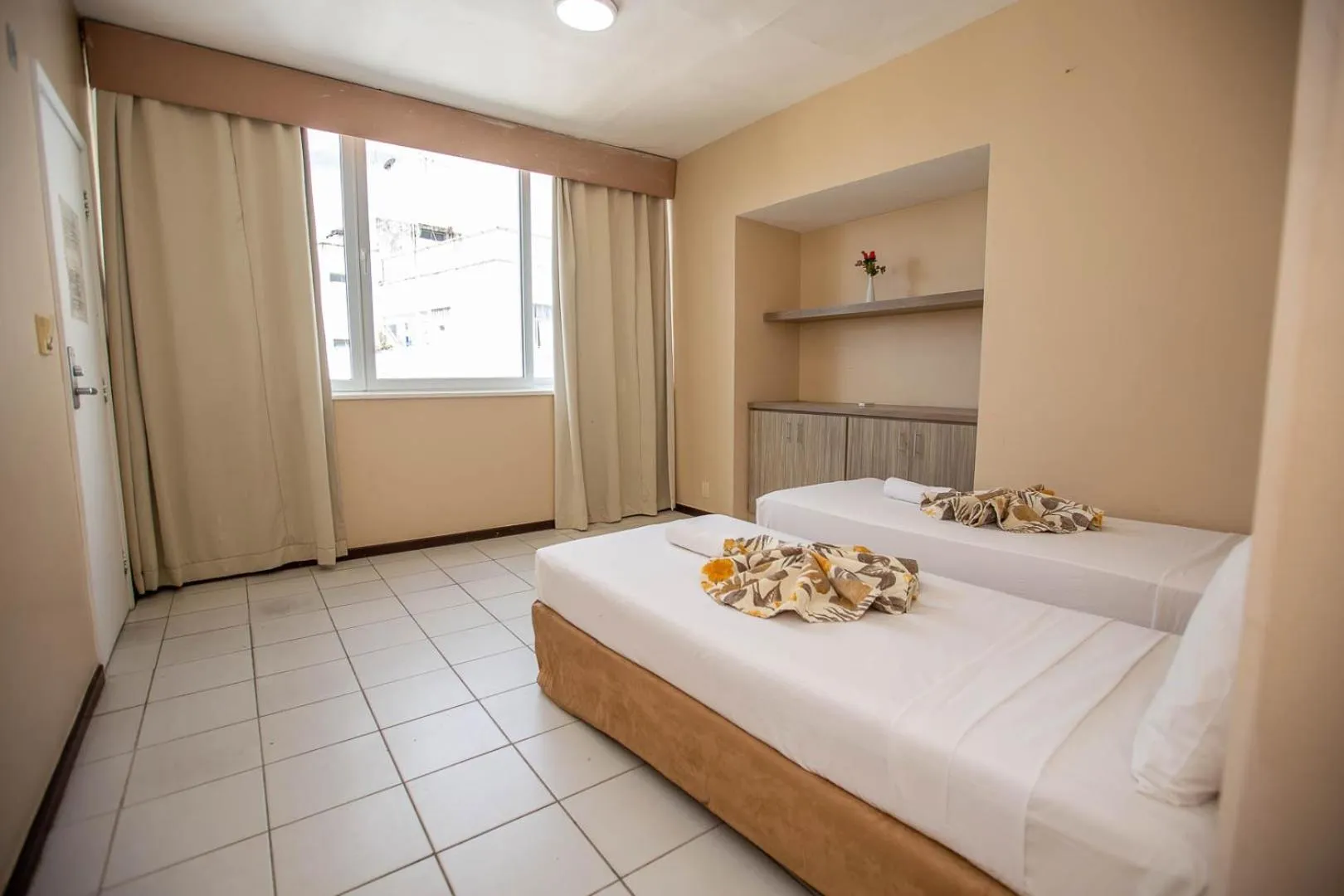 Bedroom, Bed in Rede Andrade Barra