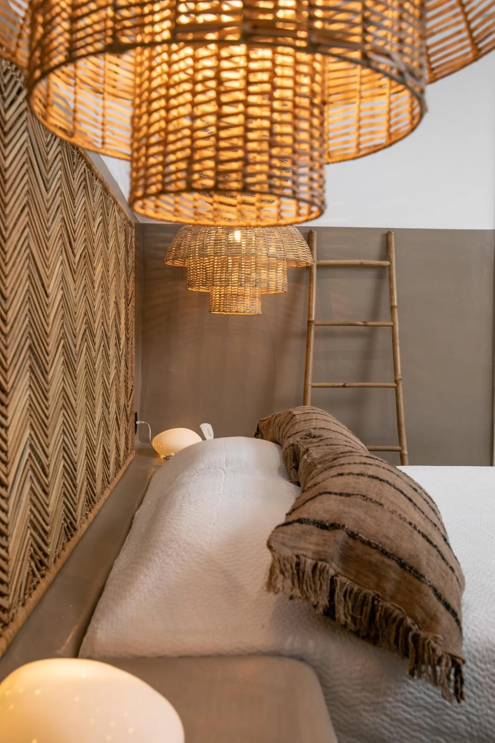 Decorative detail, Bed in Naxos Euphoria Suites
