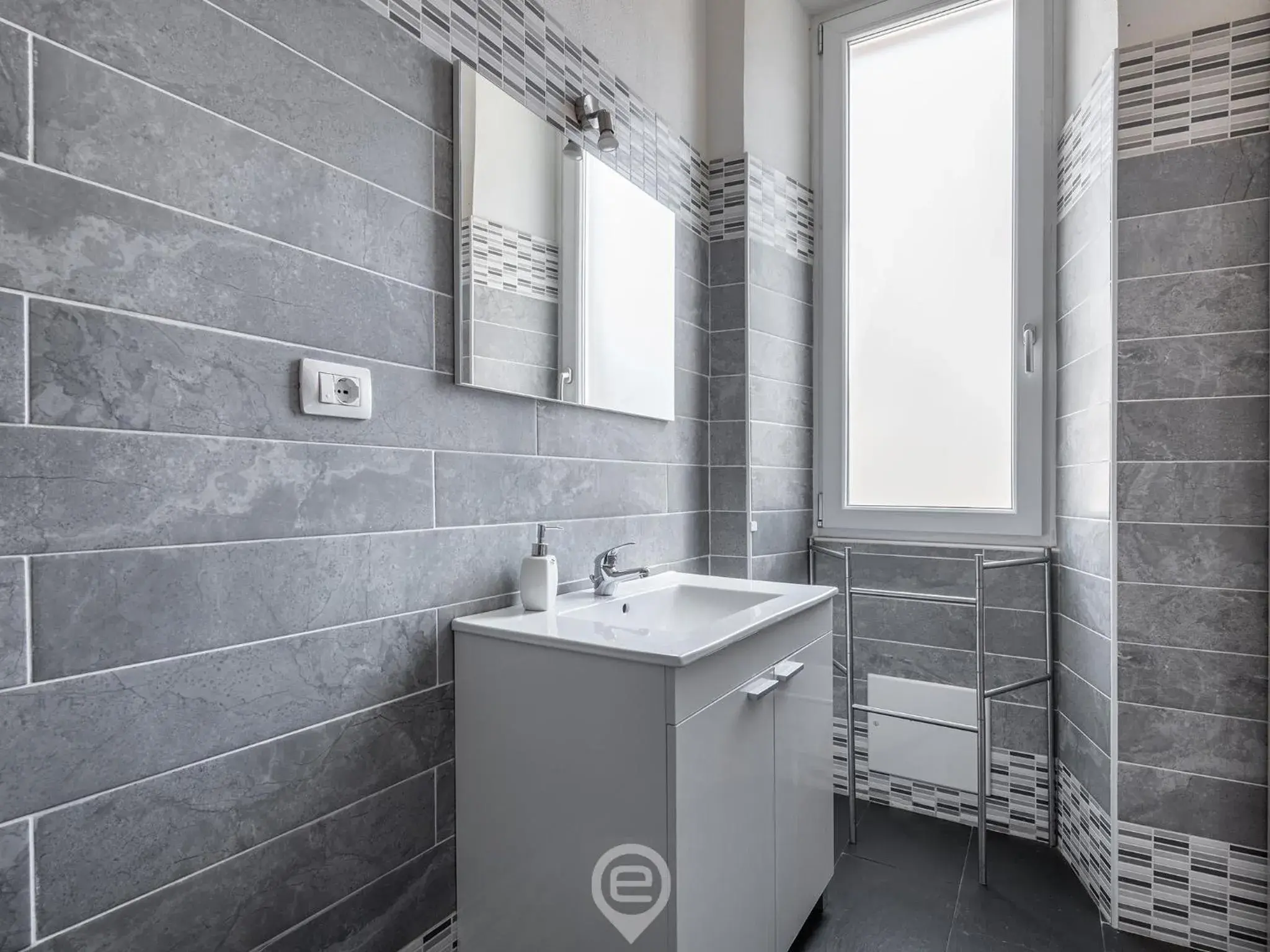 Double Room with Private Bathroom - single occupancy in Villanova Rooms Double Room with Private Bathroom - single occupancy in Villanova Rooms