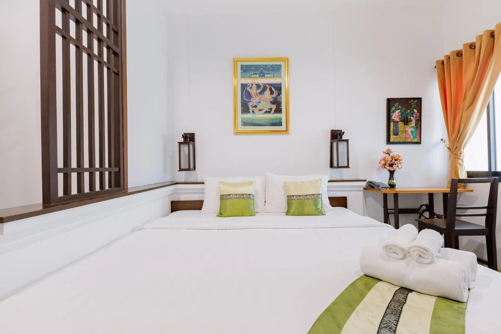 Bed in Huen Hug Chiang Mai
