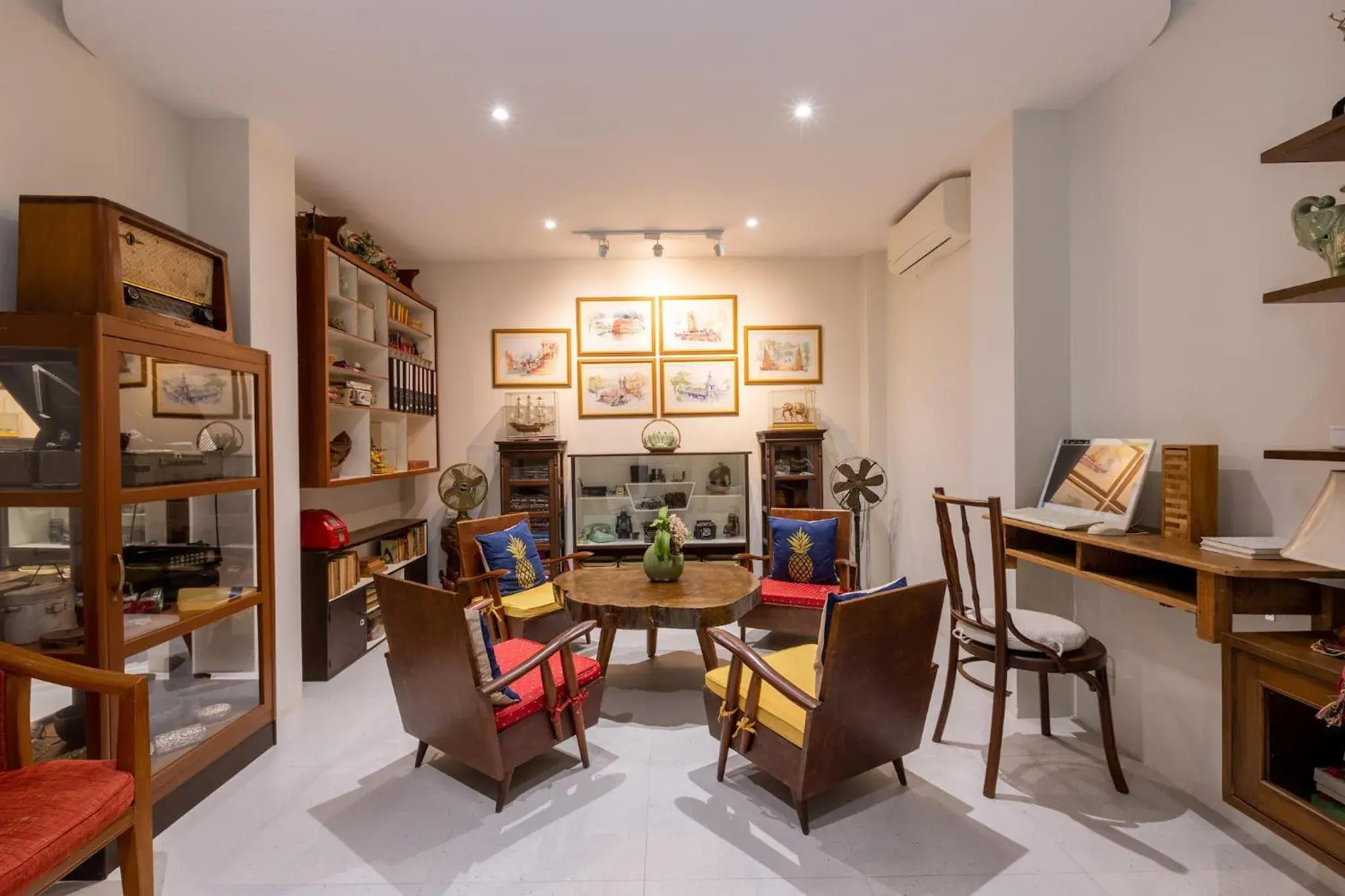 Lobby or reception in Huen Hug Chiang Mai Lobby or reception in Huen Hug Chiang Mai