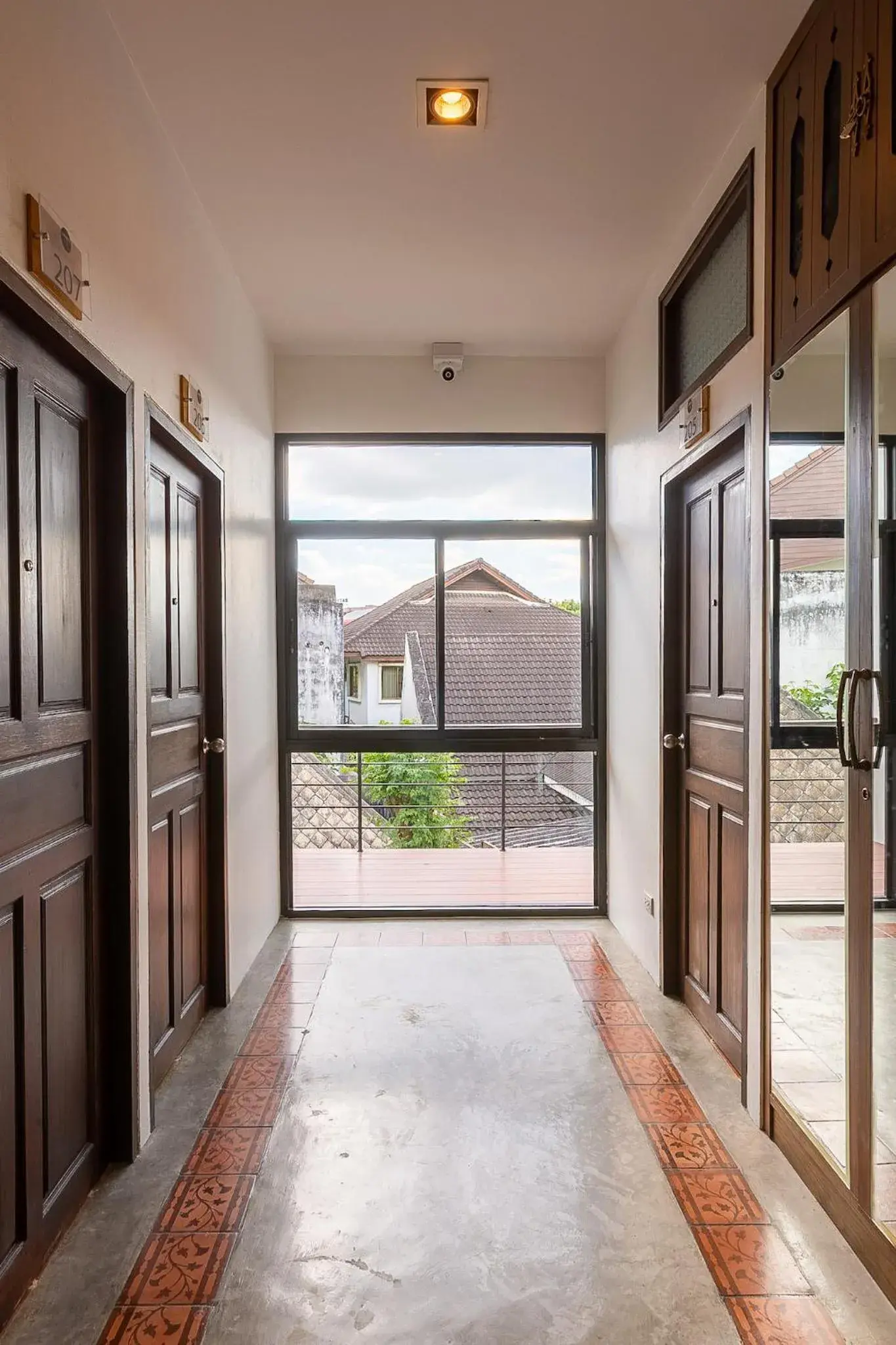 Property building in Huen Hug Chiang Mai Property building in Huen Hug Chiang Mai