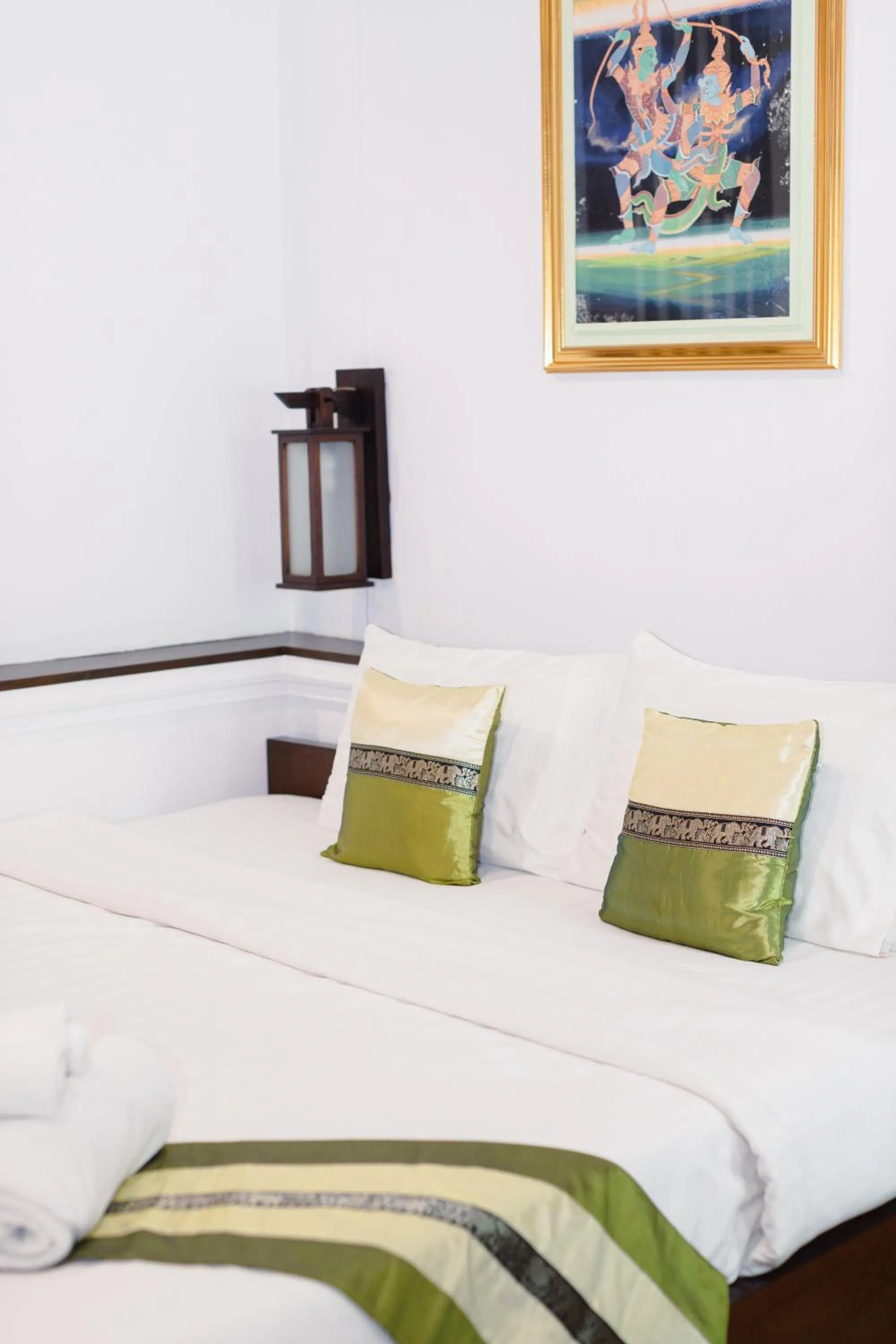 Bed in Huen Hug Chiang Mai