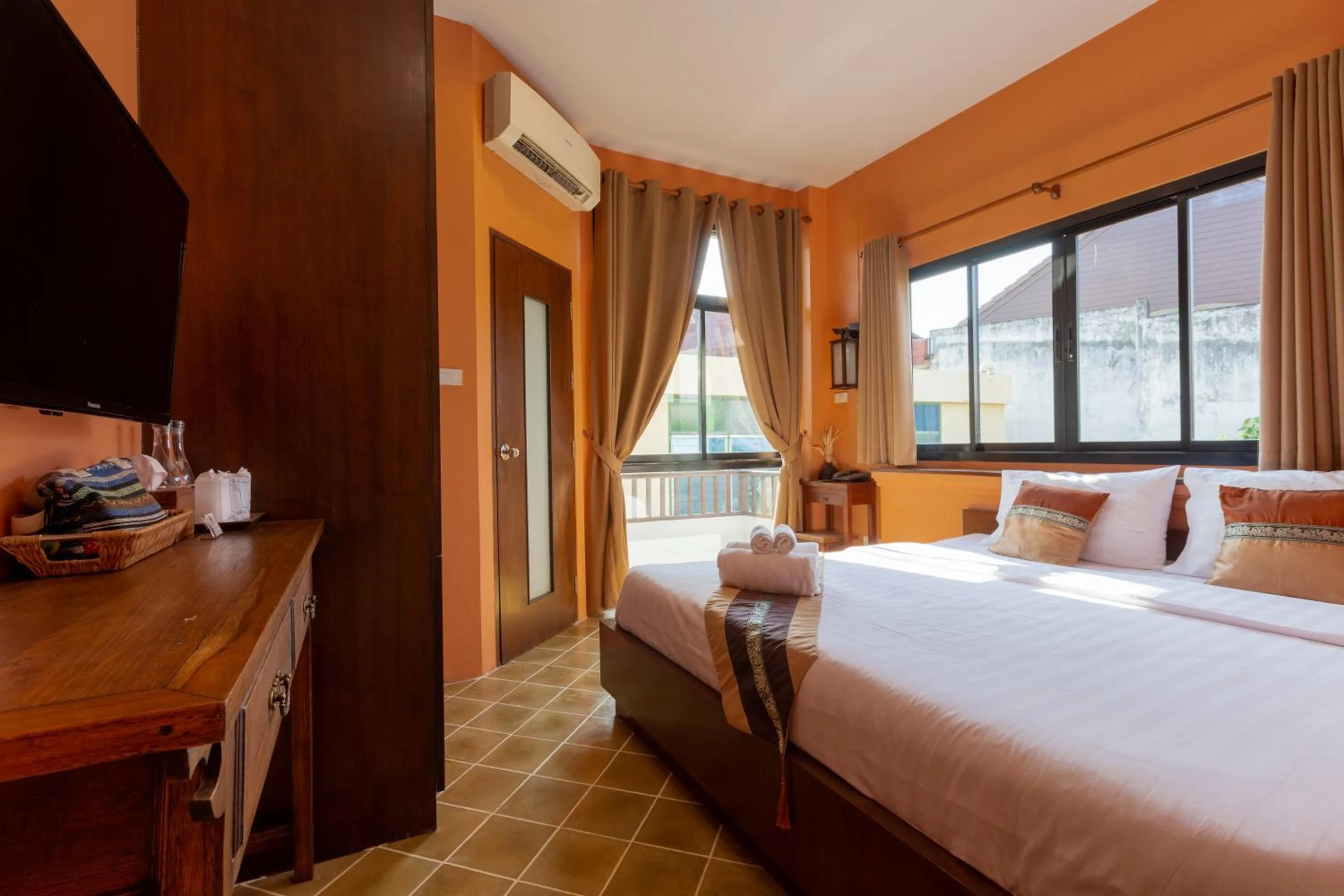 Bed in Huen Hug Chiang Mai