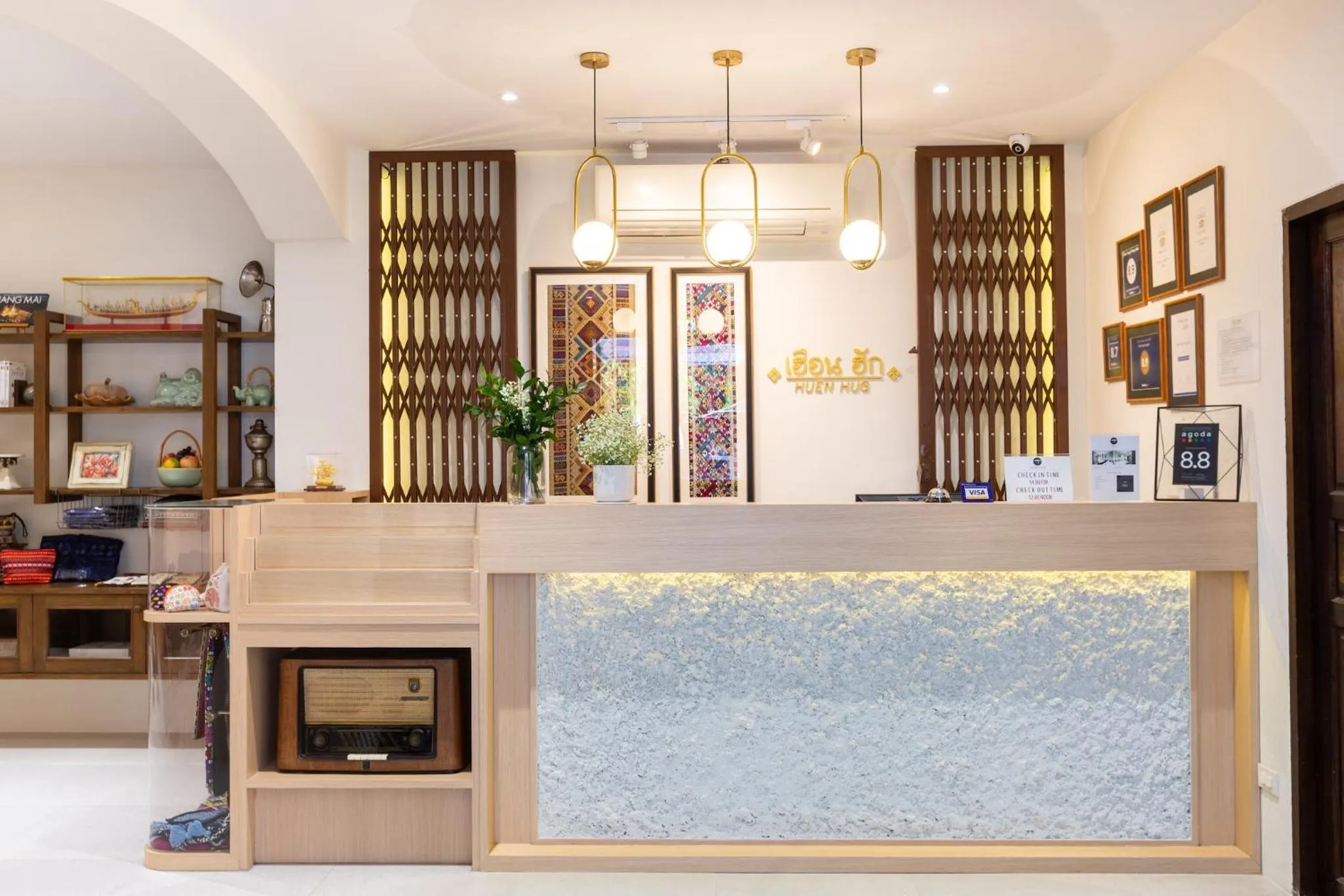 Lobby or reception in Huen Hug Chiang Mai