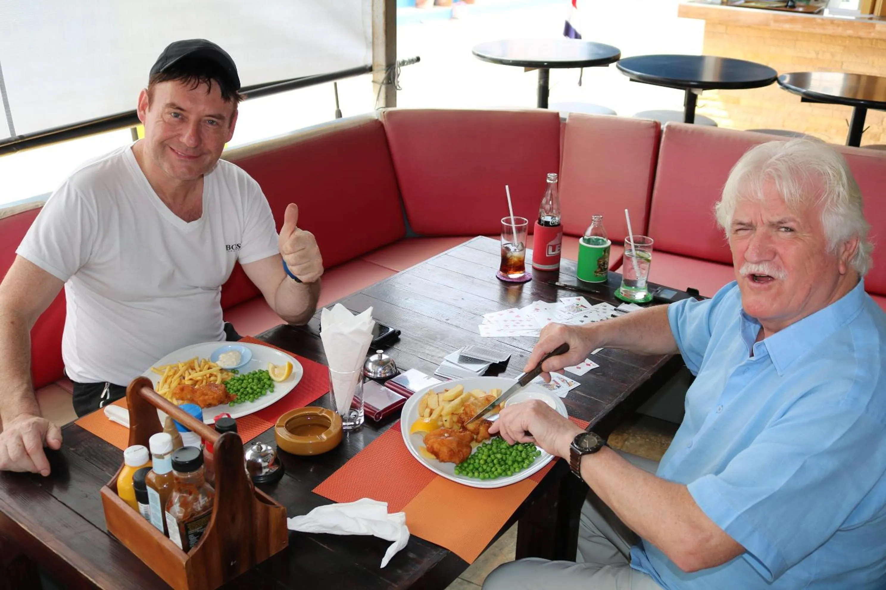 Hideaway Guest House And Bar