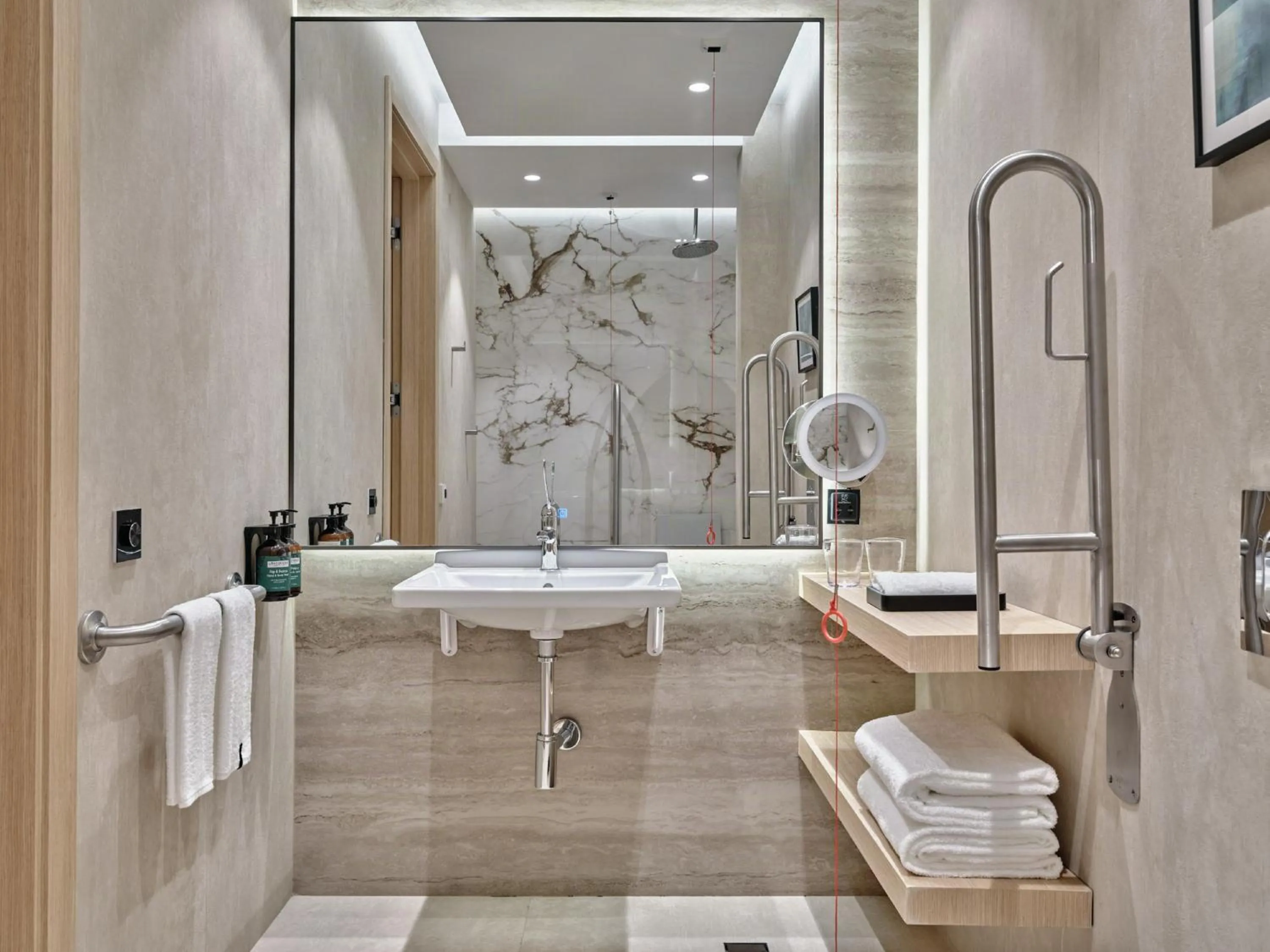 Photo of the whole room in Crowne Plaza Dushanbe by IHG