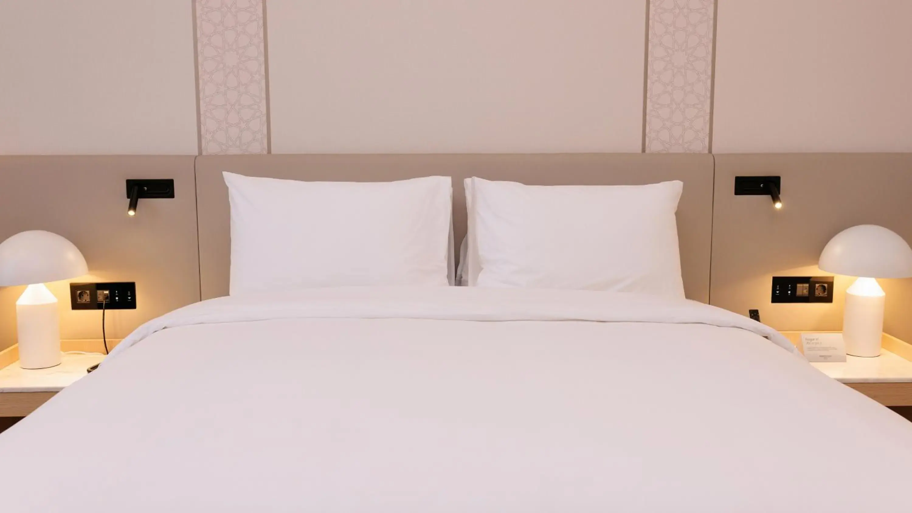 Bed in Crowne Plaza Dushanbe by IHG Bed in Crowne Plaza Dushanbe by IHG