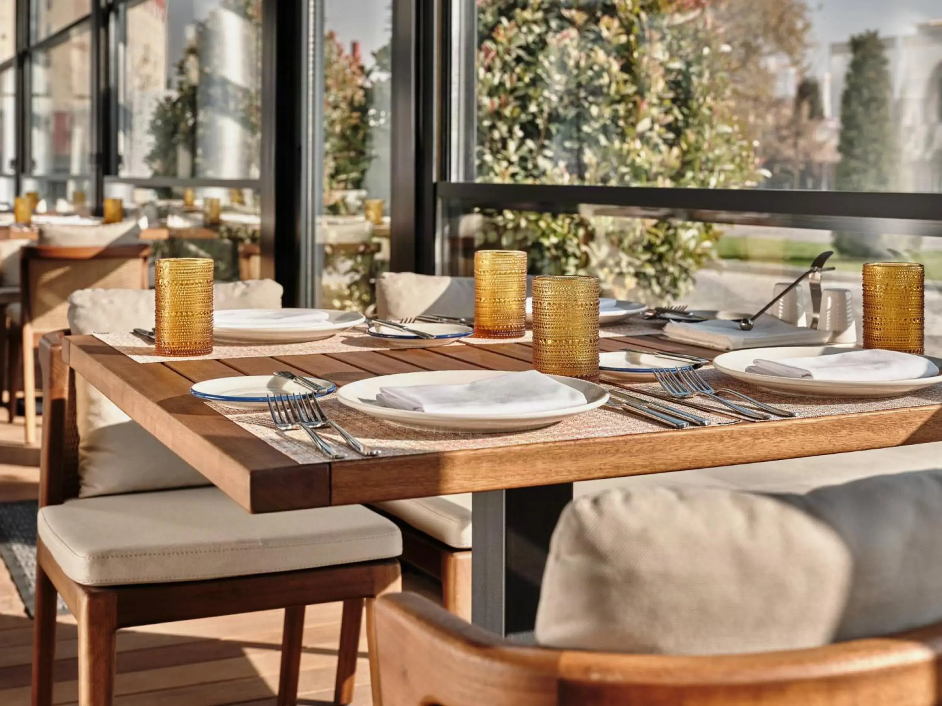 Restaurant/places to eat in Crowne Plaza Dushanbe by IHG Restaurant/places to eat in Crowne Plaza Dushanbe by IHG