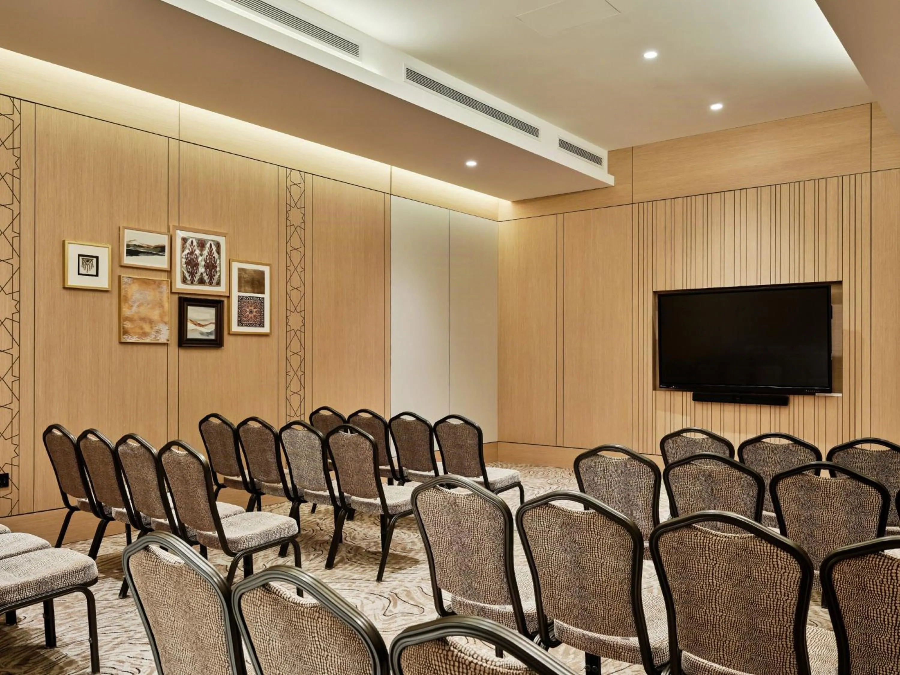 Meeting/conference room in Crowne Plaza Dushanbe by IHG