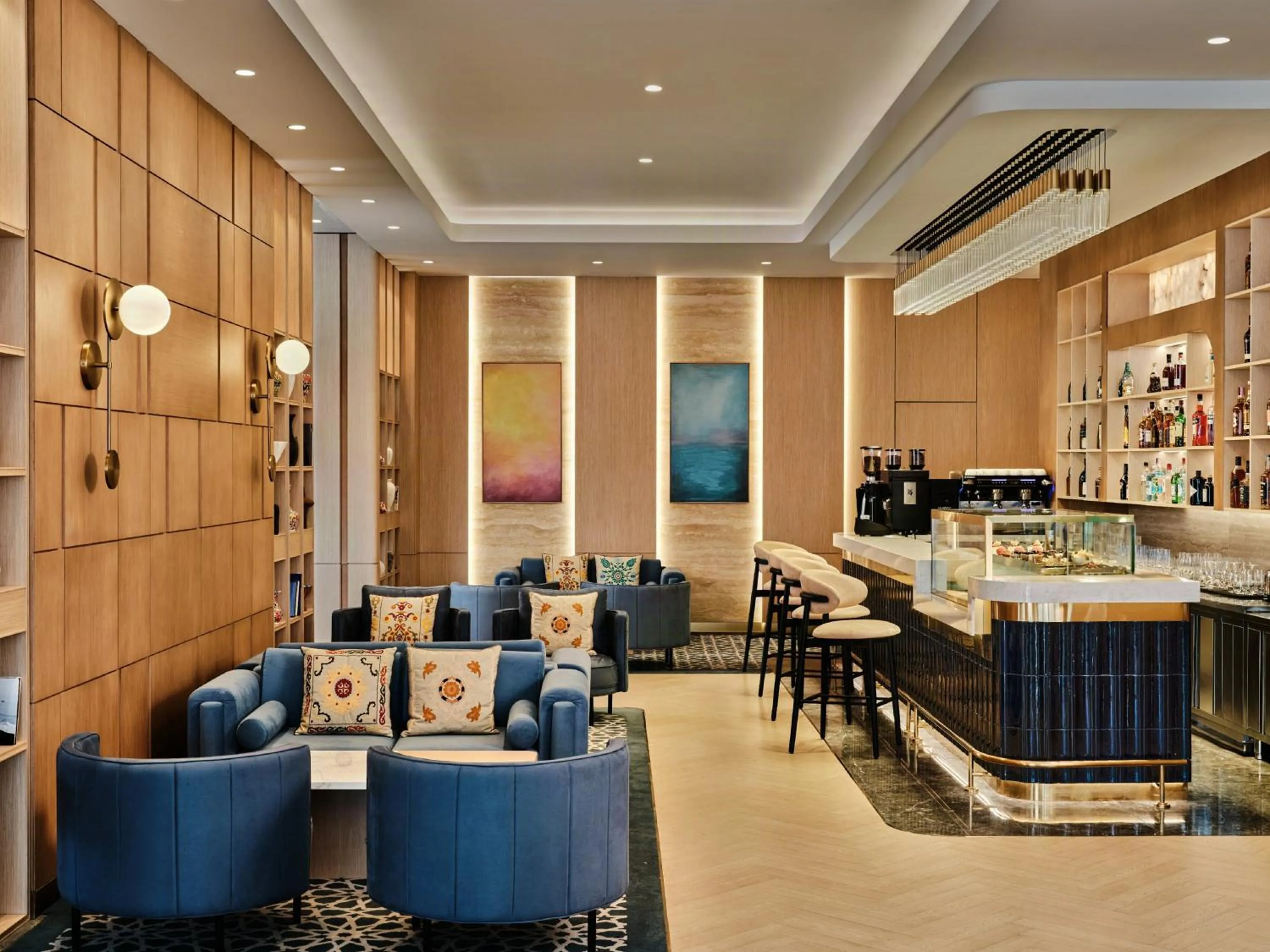Lounge or bar in Crowne Plaza Dushanbe by IHG