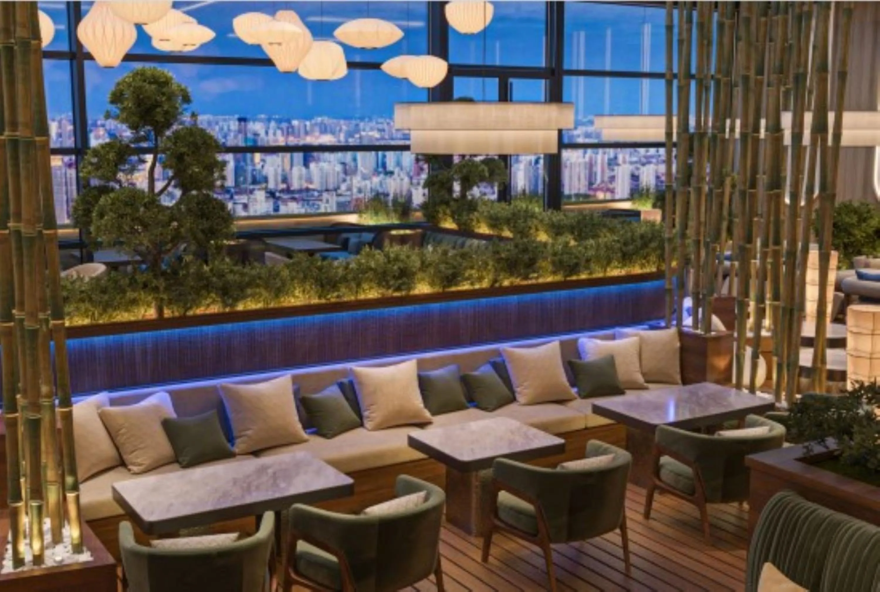 Lounge or bar in Crowne Plaza Dushanbe by IHG