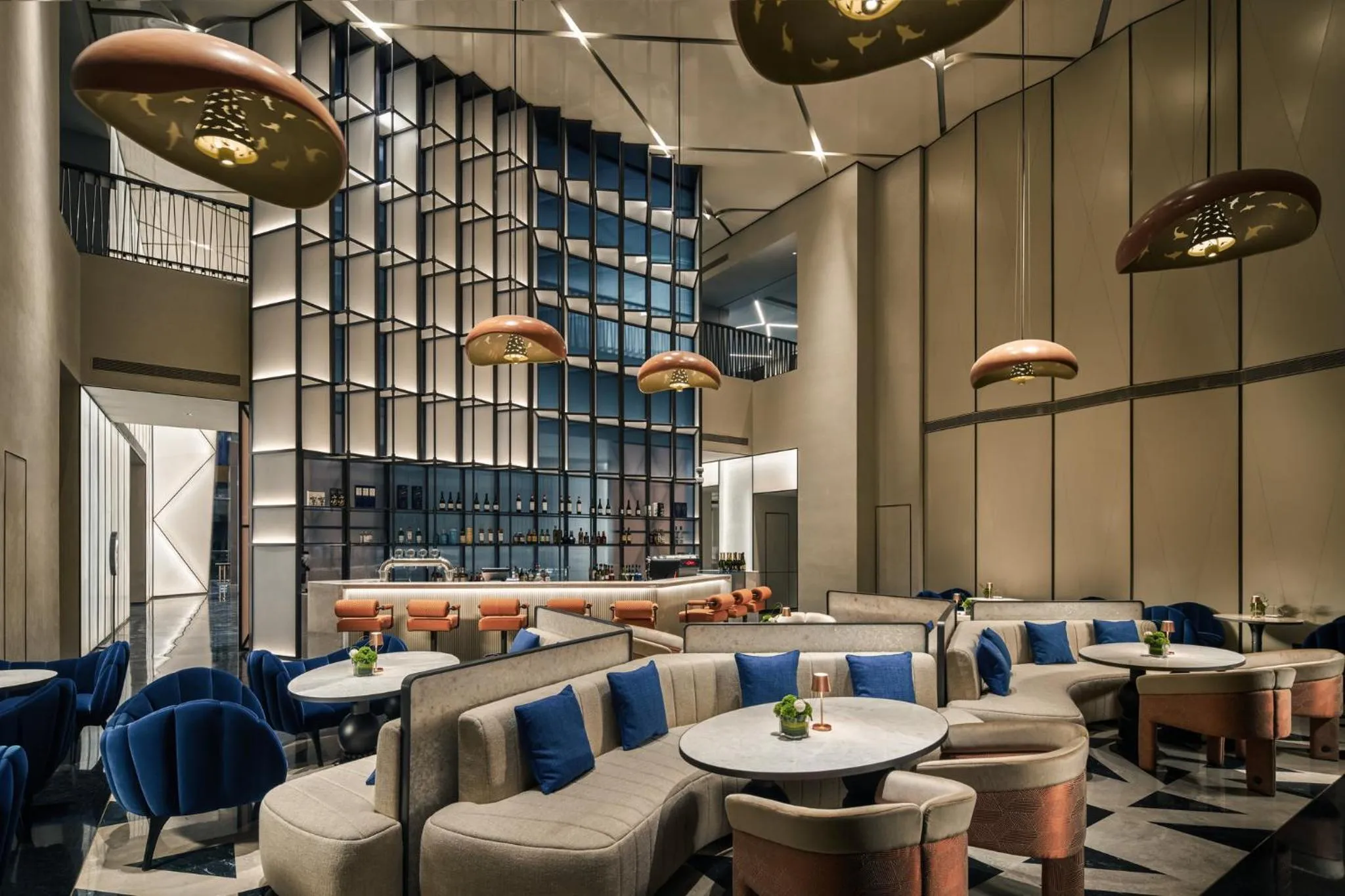 Lounge or bar in Hotel Indigo Shanghai Harbour City