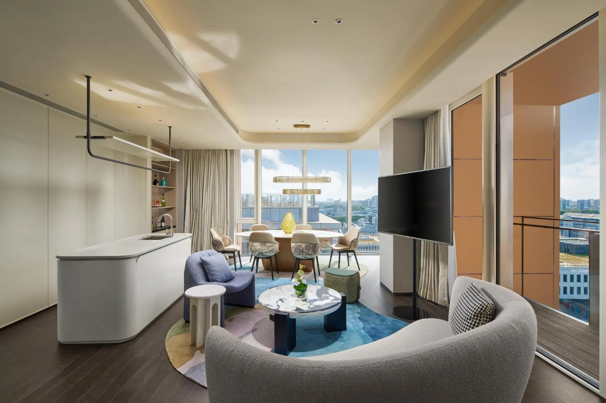 Photo of the whole room in Hotel Indigo Shanghai Harbour City