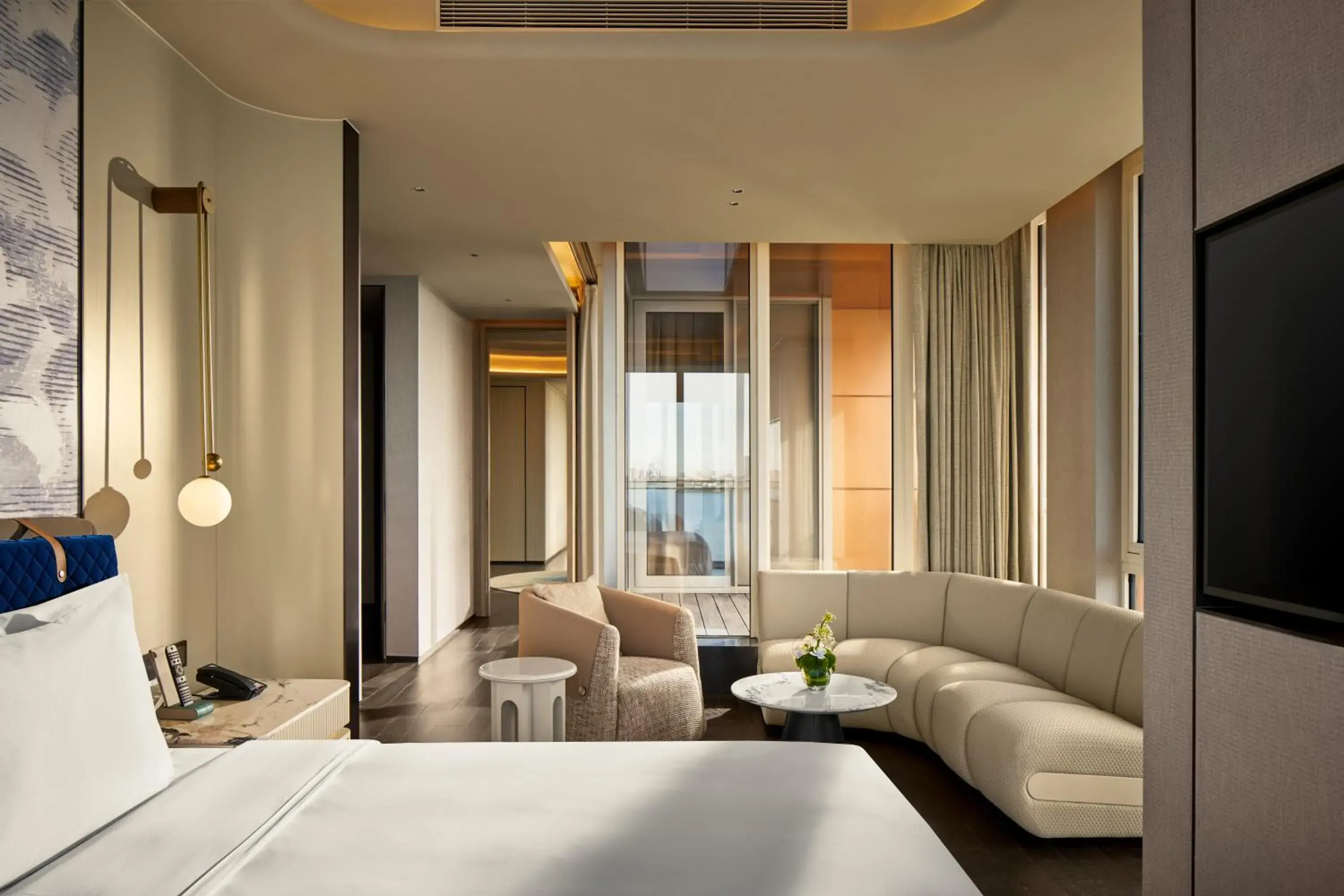 Bedroom, Bed in Hotel Indigo Shanghai Harbour City Bedroom, Bed in Hotel Indigo Shanghai Harbour City