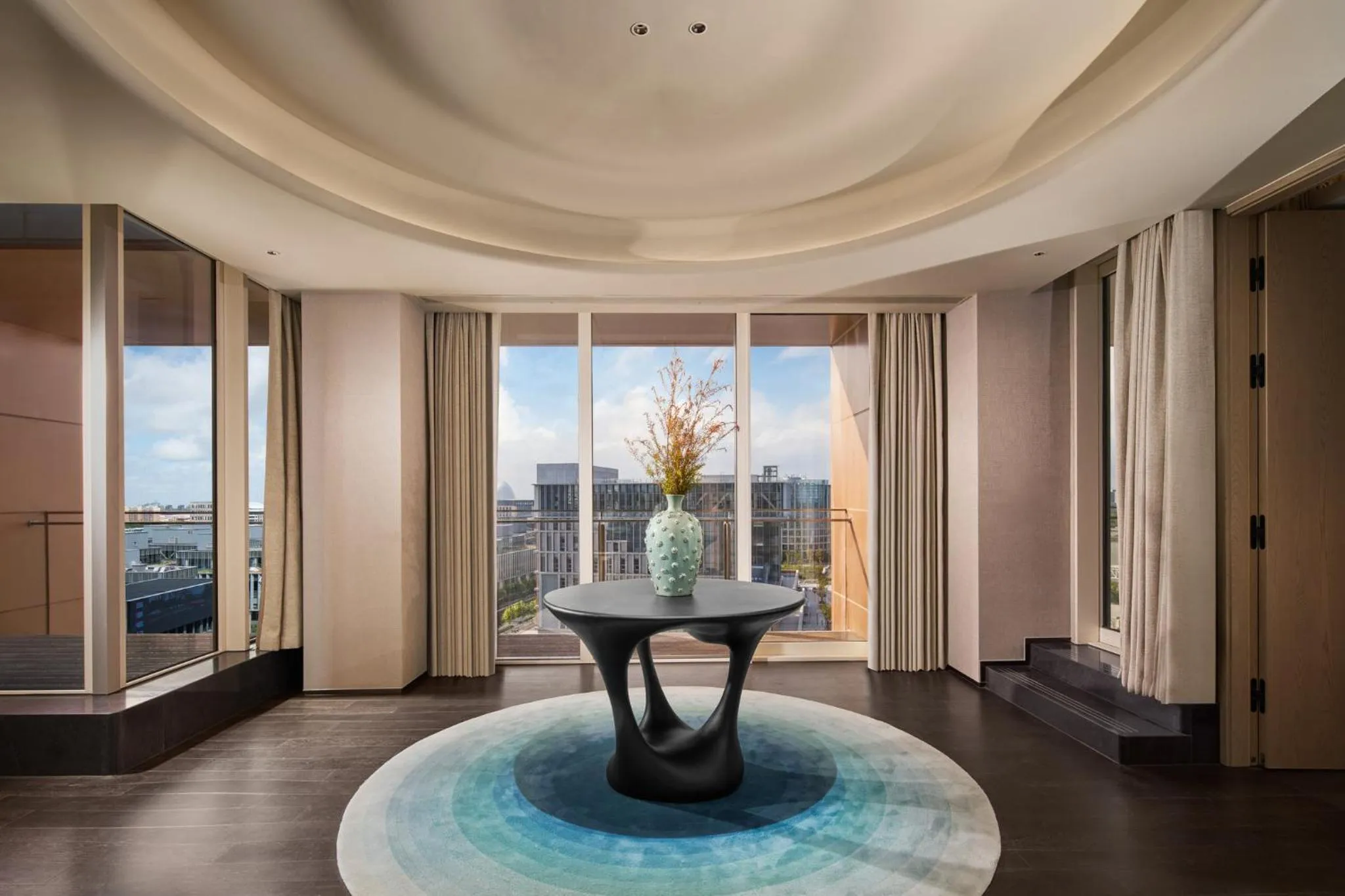 Photo of the whole room in Hotel Indigo Shanghai Harbour City