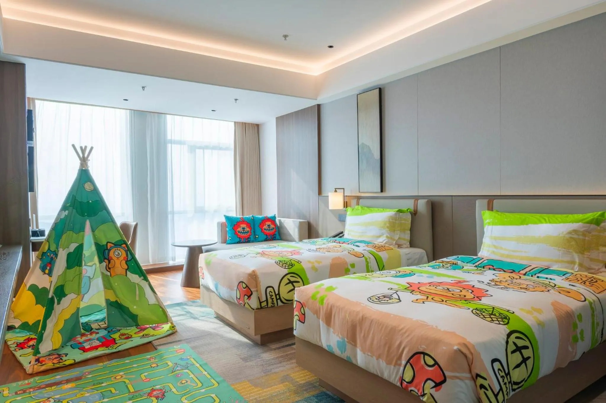 Photo of the whole room, Bed in Holiday Inn Xingtai Quancheng by IHG