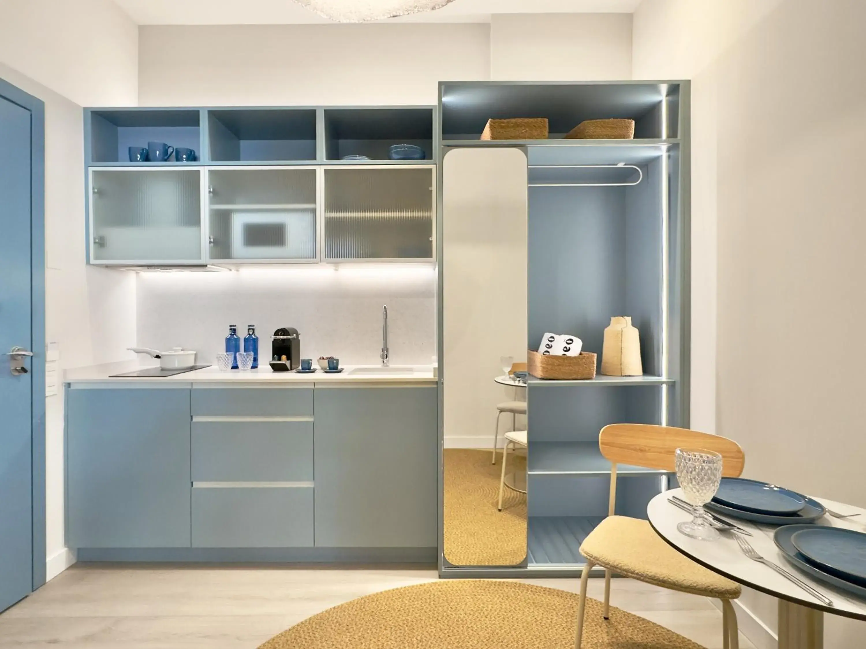 Deluxe Large Studio Ground Floor (accessible) in Coeo Frailes Design Apartments Deluxe Large Studio Ground Floor (accessible) in Coeo Frailes Design Apartments