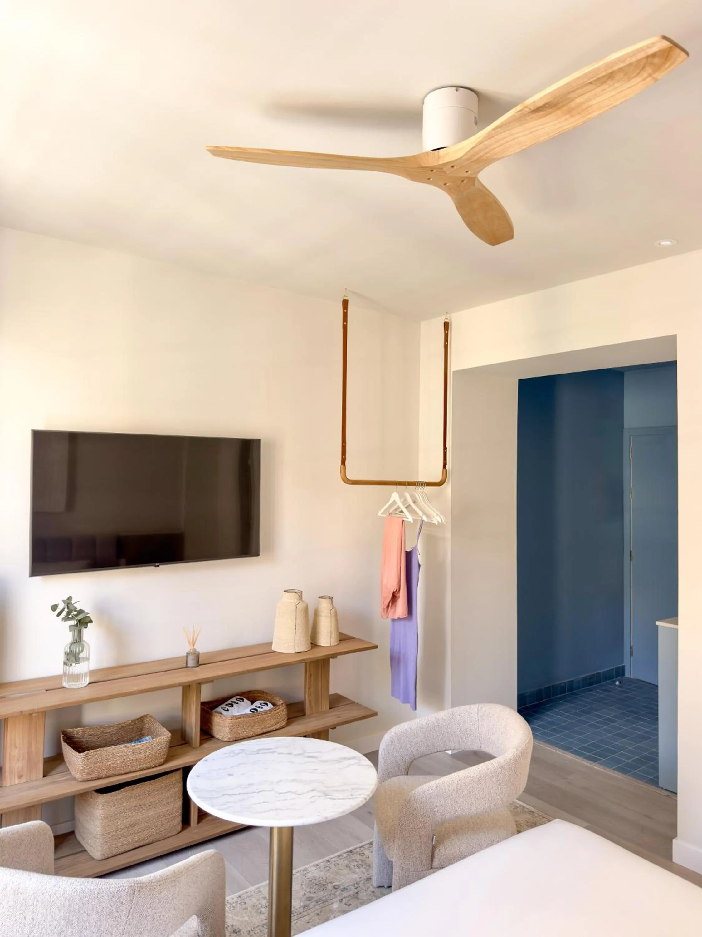 Seating area in Coeo Frailes Design Apartments
