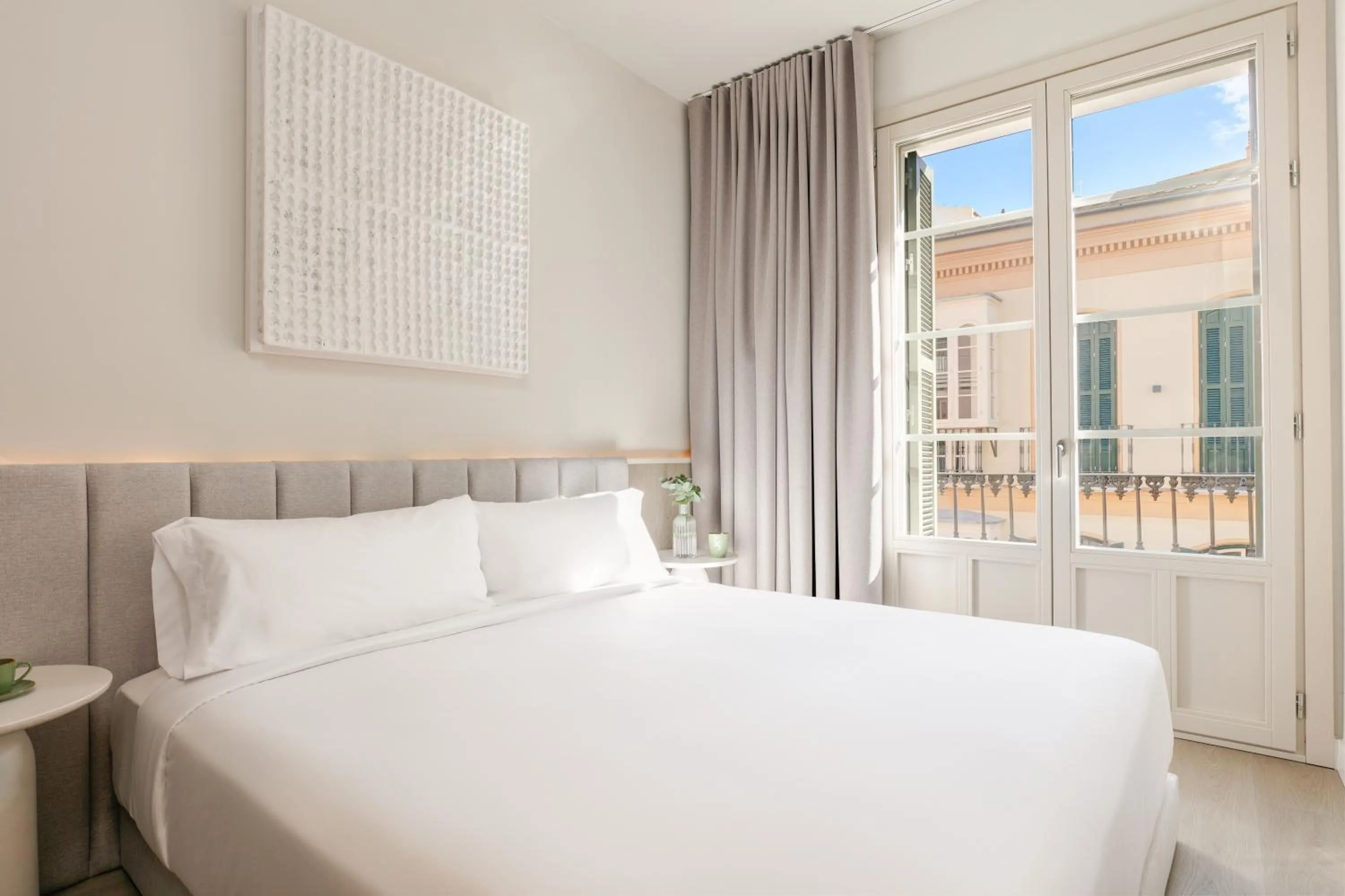 Bed in Coeo Frailes Design Apartments