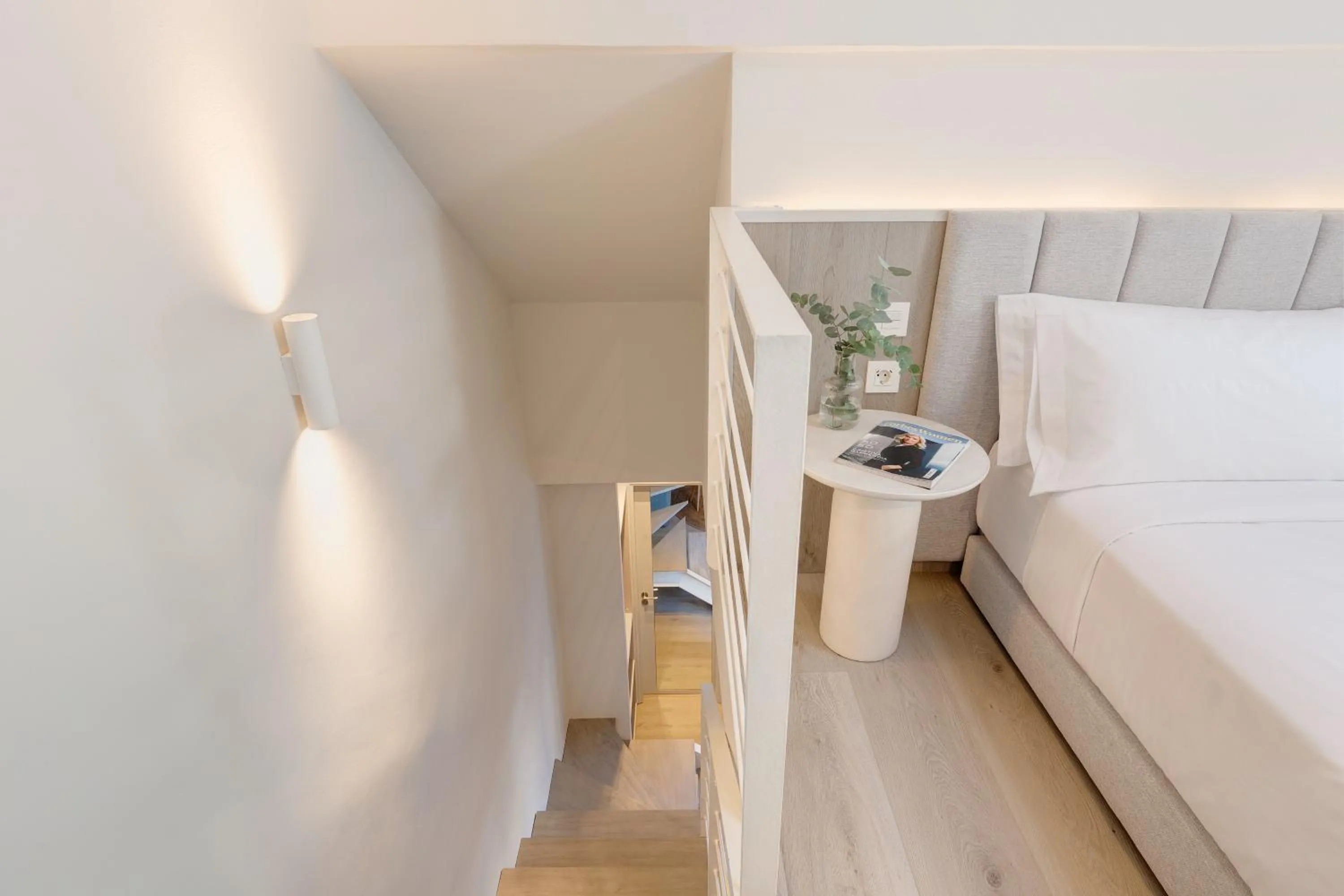 Bedroom, Bed in Coeo Frailes Design Apartments